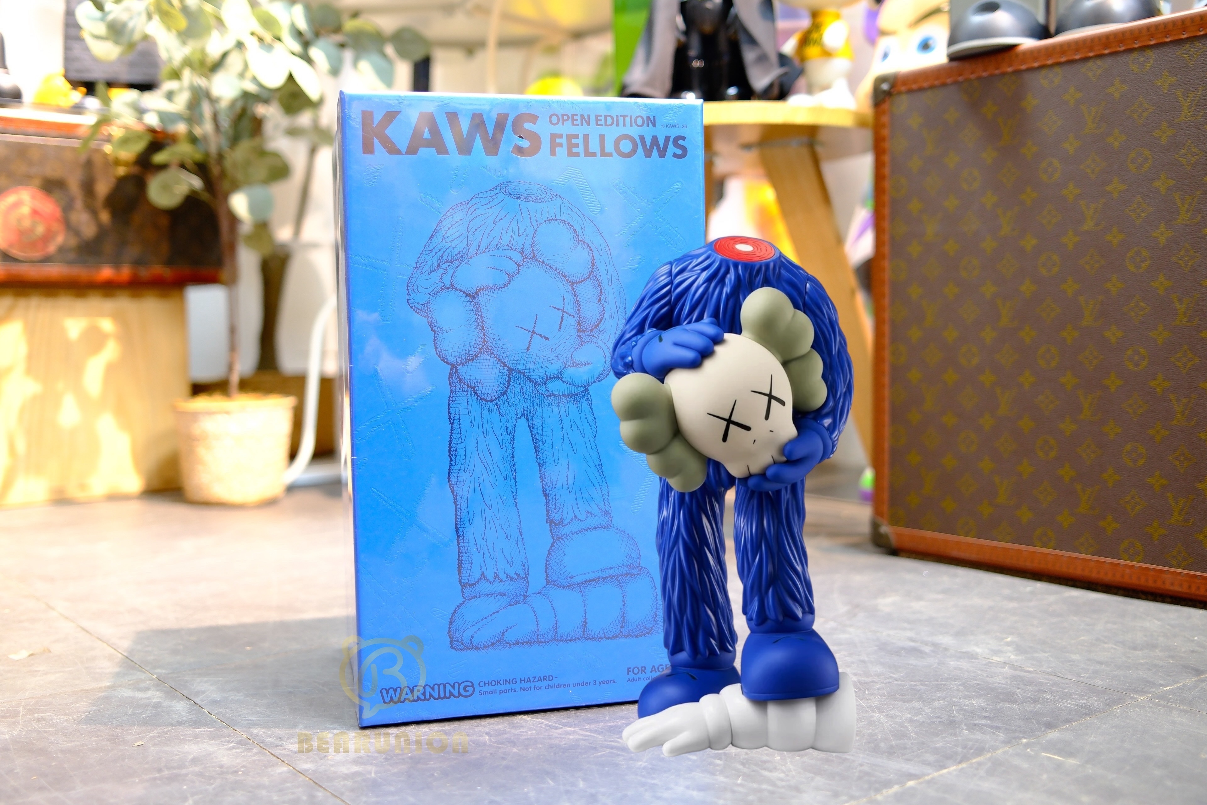 🎏預訂🎏 KAWS FELLOWS BLUE