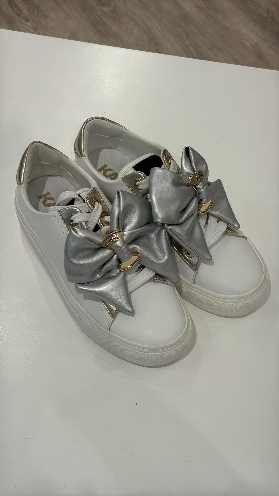 【預購】KARL LAGERFELD PARIS H0815103 女裝蝴蝶結休閒波鞋