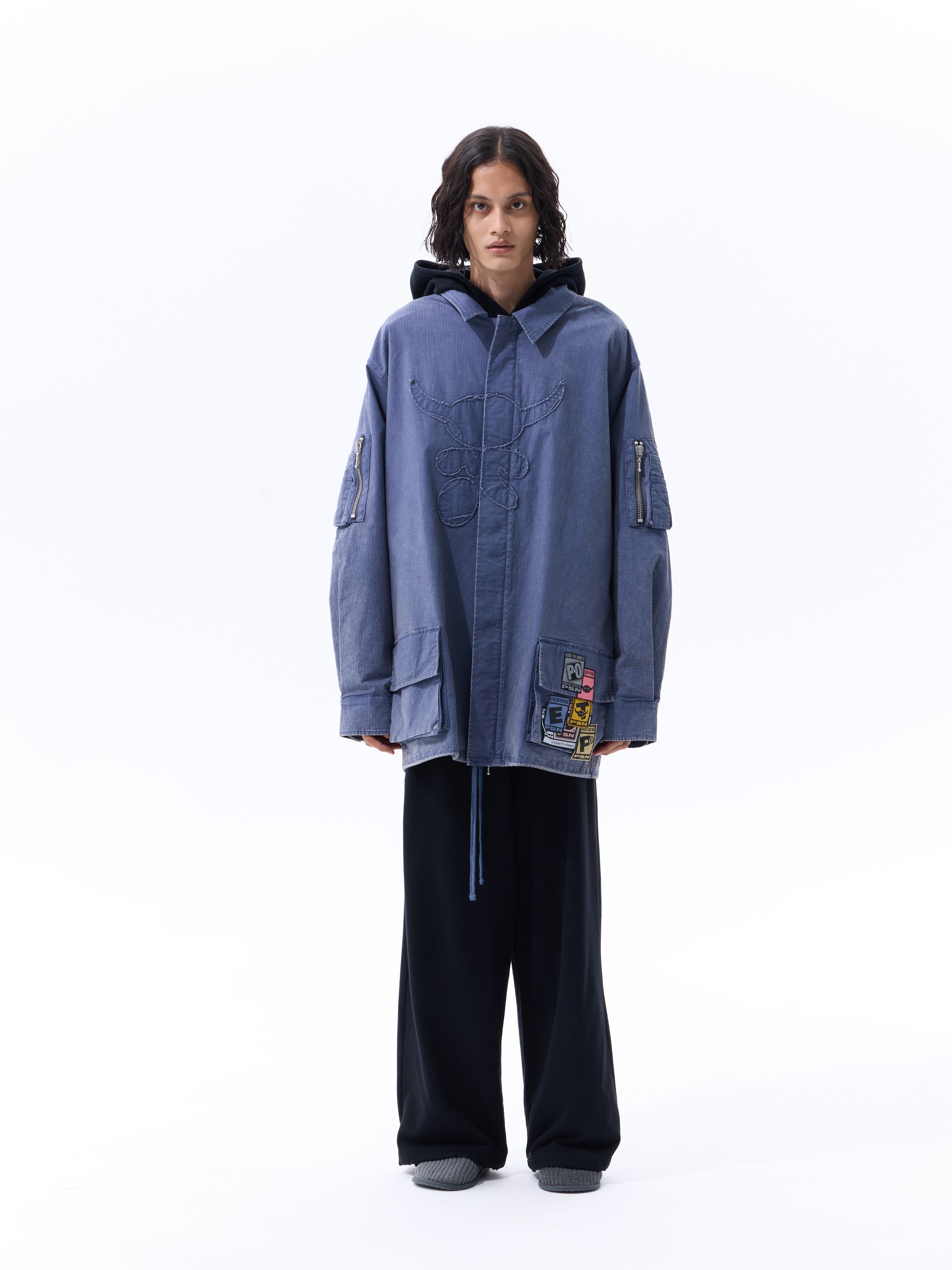 PSN/OWN 拼貼不修邊貼布Logo 水洗立領外套 GHOULIE JACKET P/O-SS26-6003