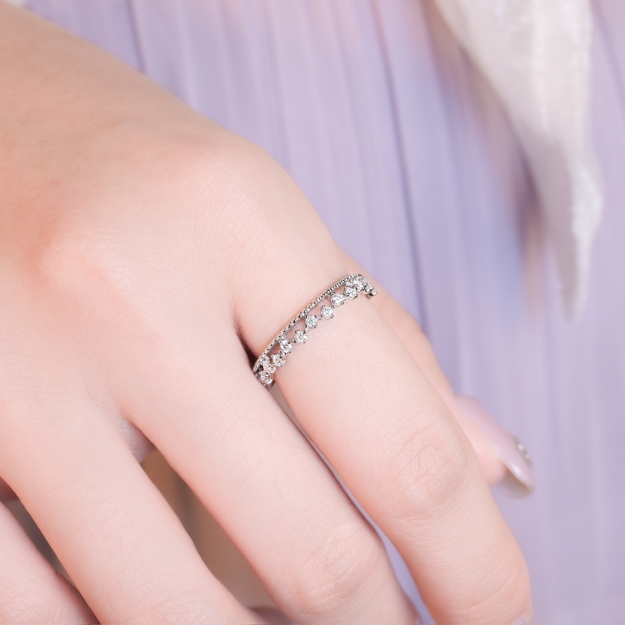 | 925純銀・厚鍍白金・莫桑石 | 鑽光走向你的每一步戒指  | RI1156 |