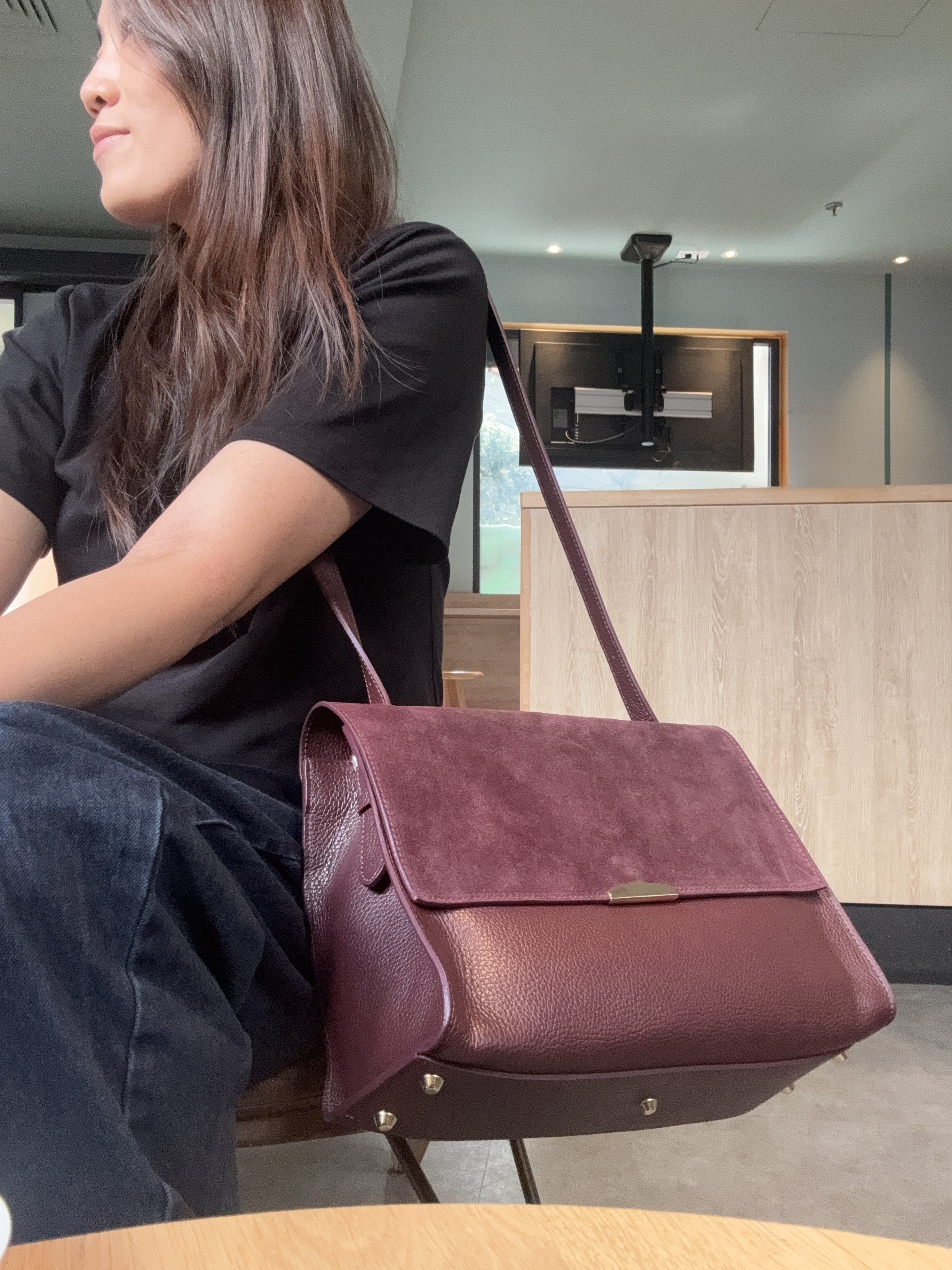 Cherry Paris Leather ANDRÉA SUÈDE 4239 - Bordeaux 酒紅色