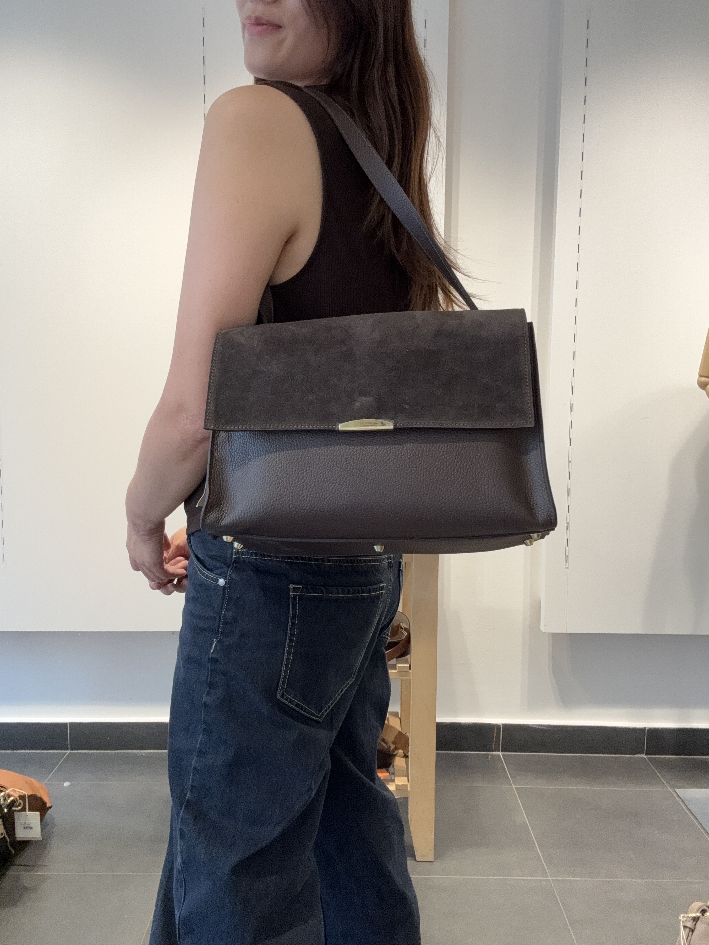 Cherry Paris Leather ANDRÉA SUÈDE 4239 - Chocolate 朱古力