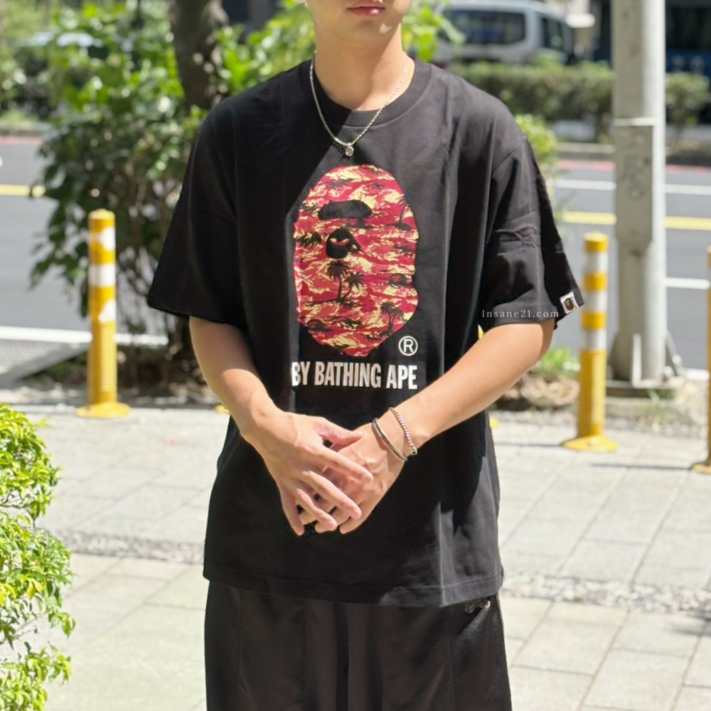 A BATHING APE 紅椰子樹 迷彩猿人 胸前LOGO 短袖