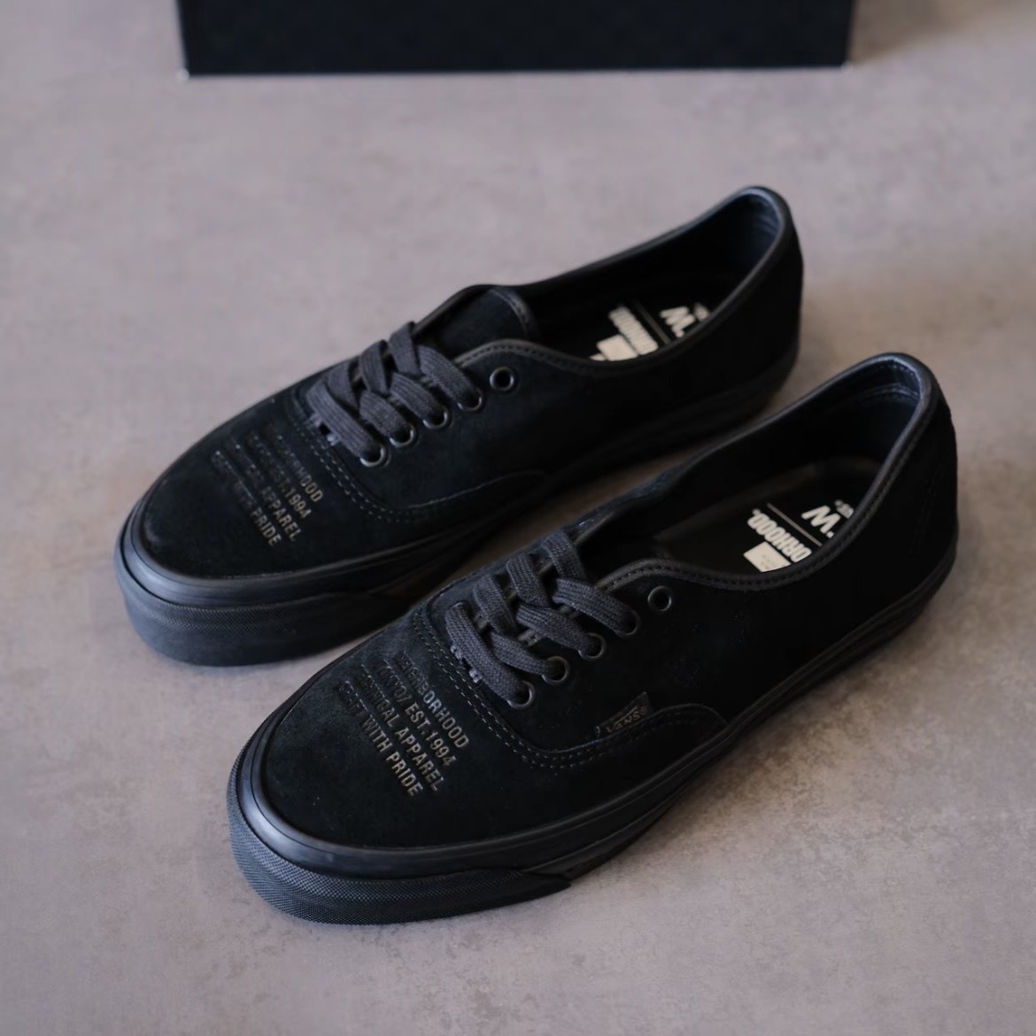 【代購】Vans × NEIGHBORHOOD Authentic 44 聯名復古帆布鞋 男女同款 黑色