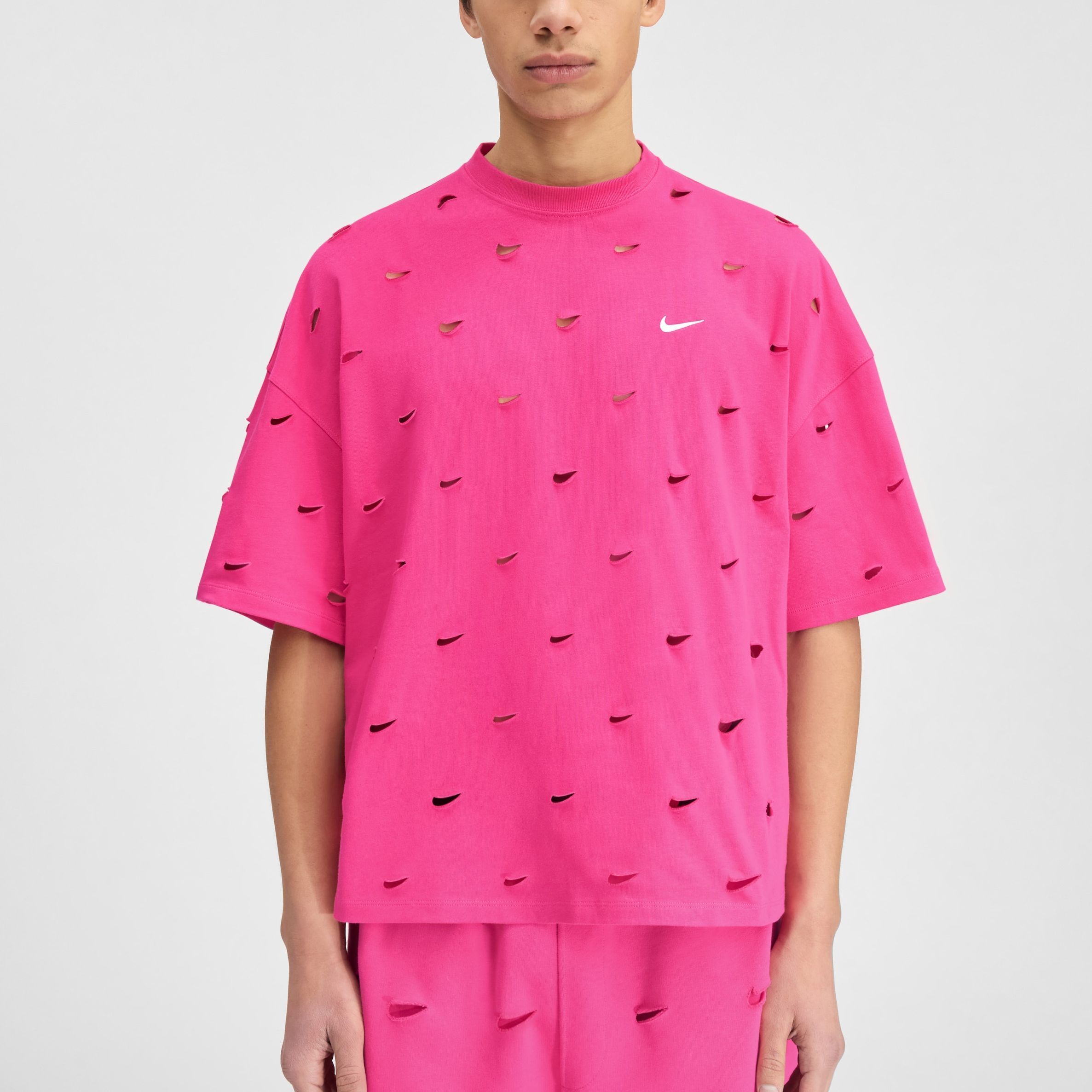 【代購】Jacquemus X Nike Le Swoosh T-shirt FJ3477-653