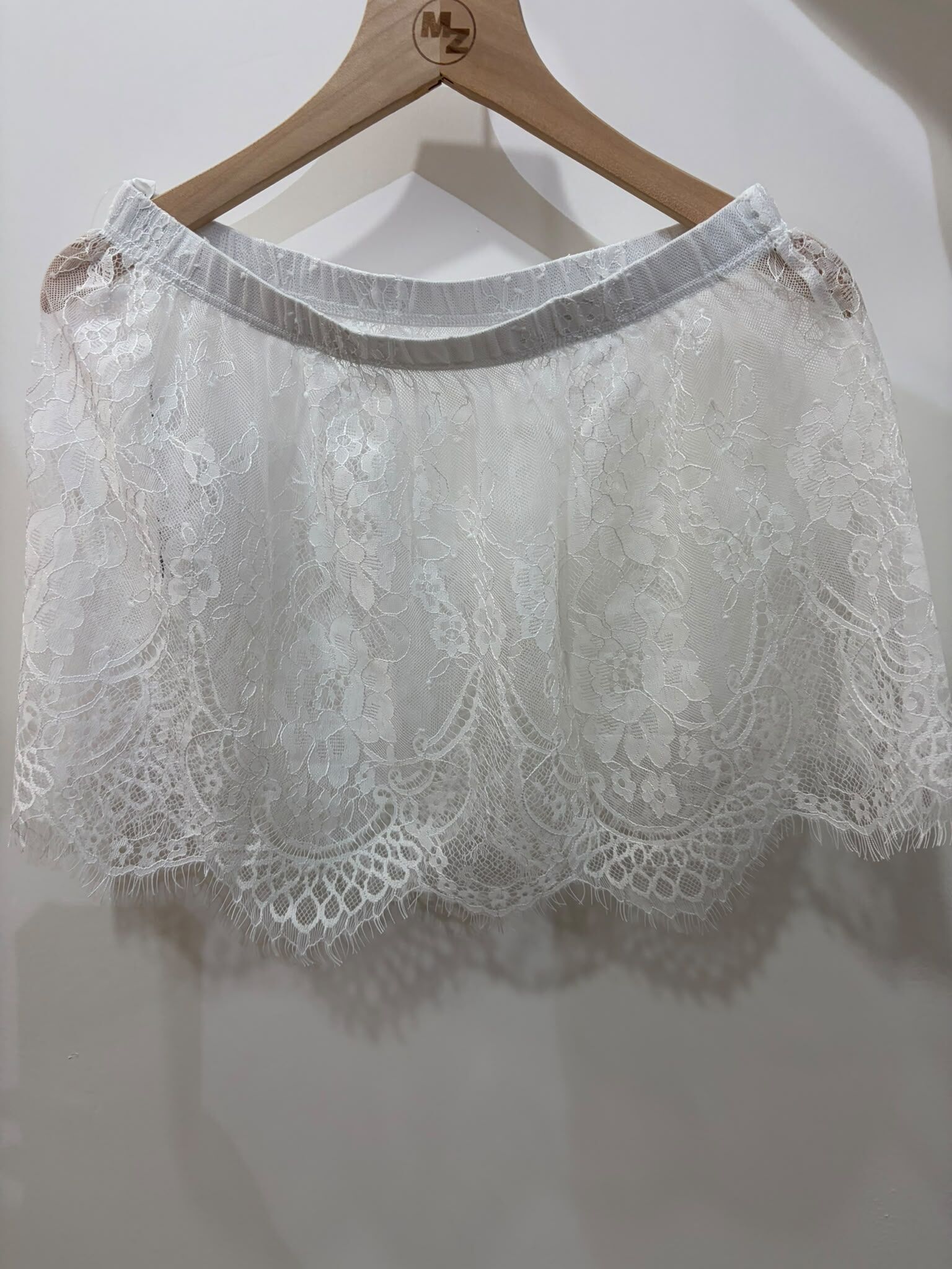 HY LACE