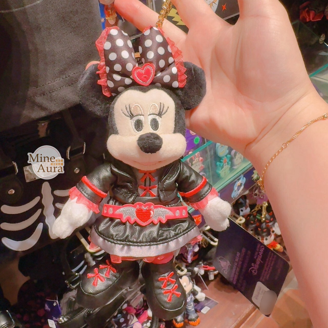 2026 萬聖節限定 米奇 Mickey 與好友們 鬼馬搖滾樂隊系列 米妮 Minnie 造型 絨毛 吊飾 鑰匙圈 -香港迪士尼樂園