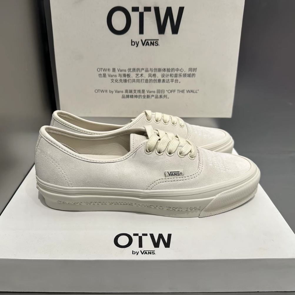 【代購】Vans × NEIGHBORHOOD Authentic 44 Natural 聯名復古板鞋 男女同款 白色