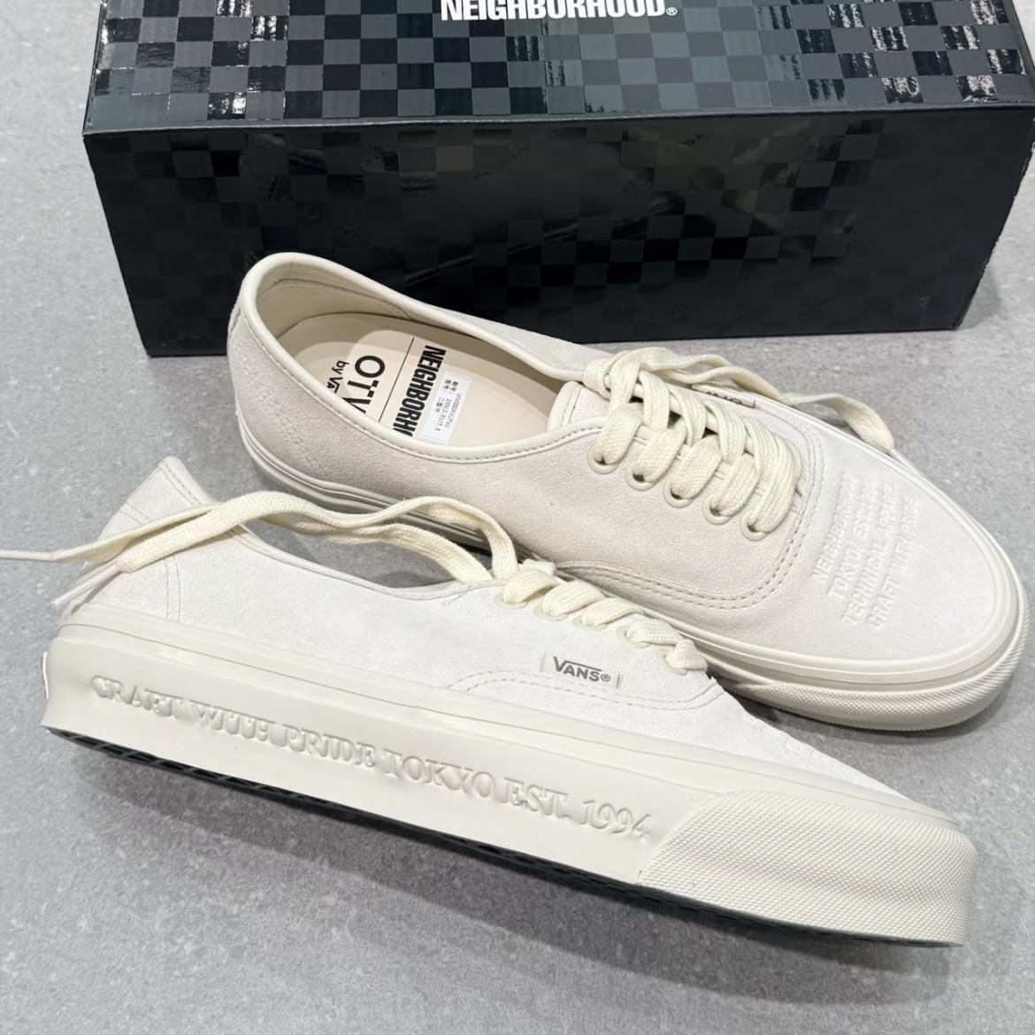 【代購】Vans × NEIGHBORHOOD Authentic 44 Natural 聯名復古板鞋 男女同款 白色