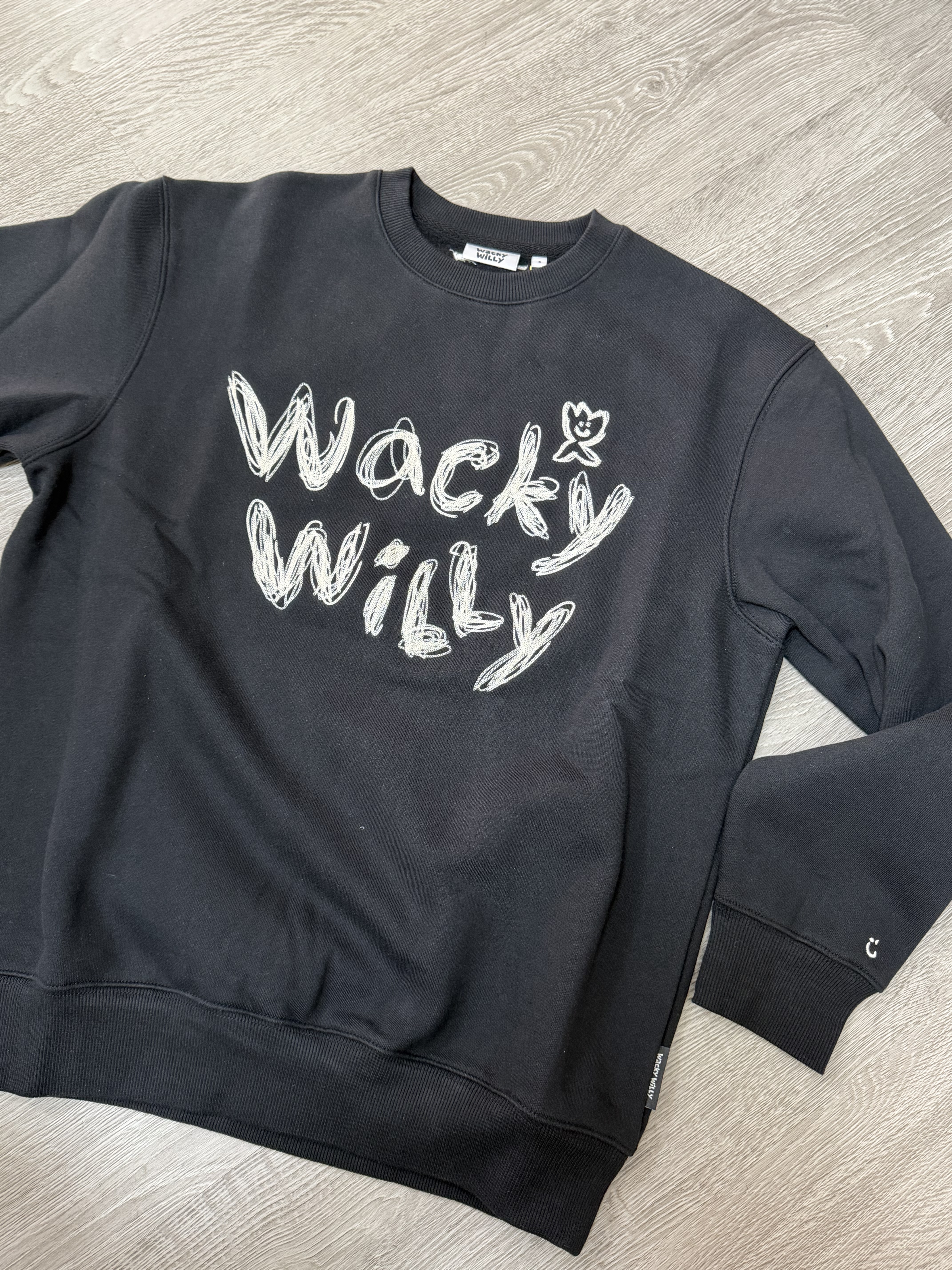 【OWN】Wacky Willy 長袖 上衣 刺繡 塗鴉 縫線 衛衣 不分男女 黑色