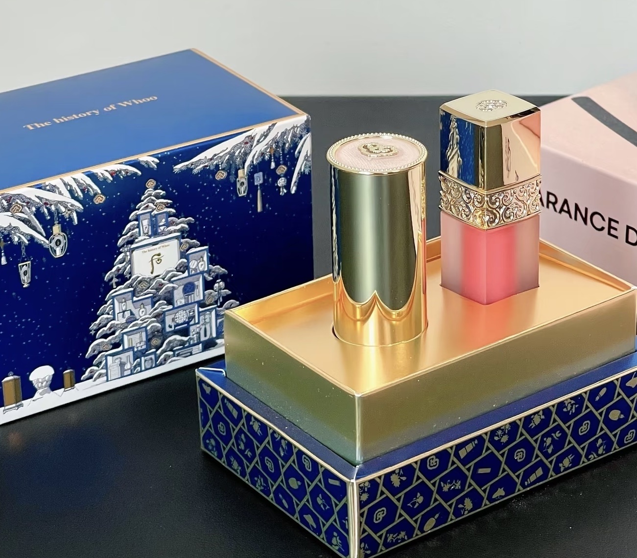 【預購】THE WHOO ZKR081502 潤唇膏冬夜星空限定禮盒 (買一送一)（送隨機軟膜1片 + 手膜/腳膜1片）