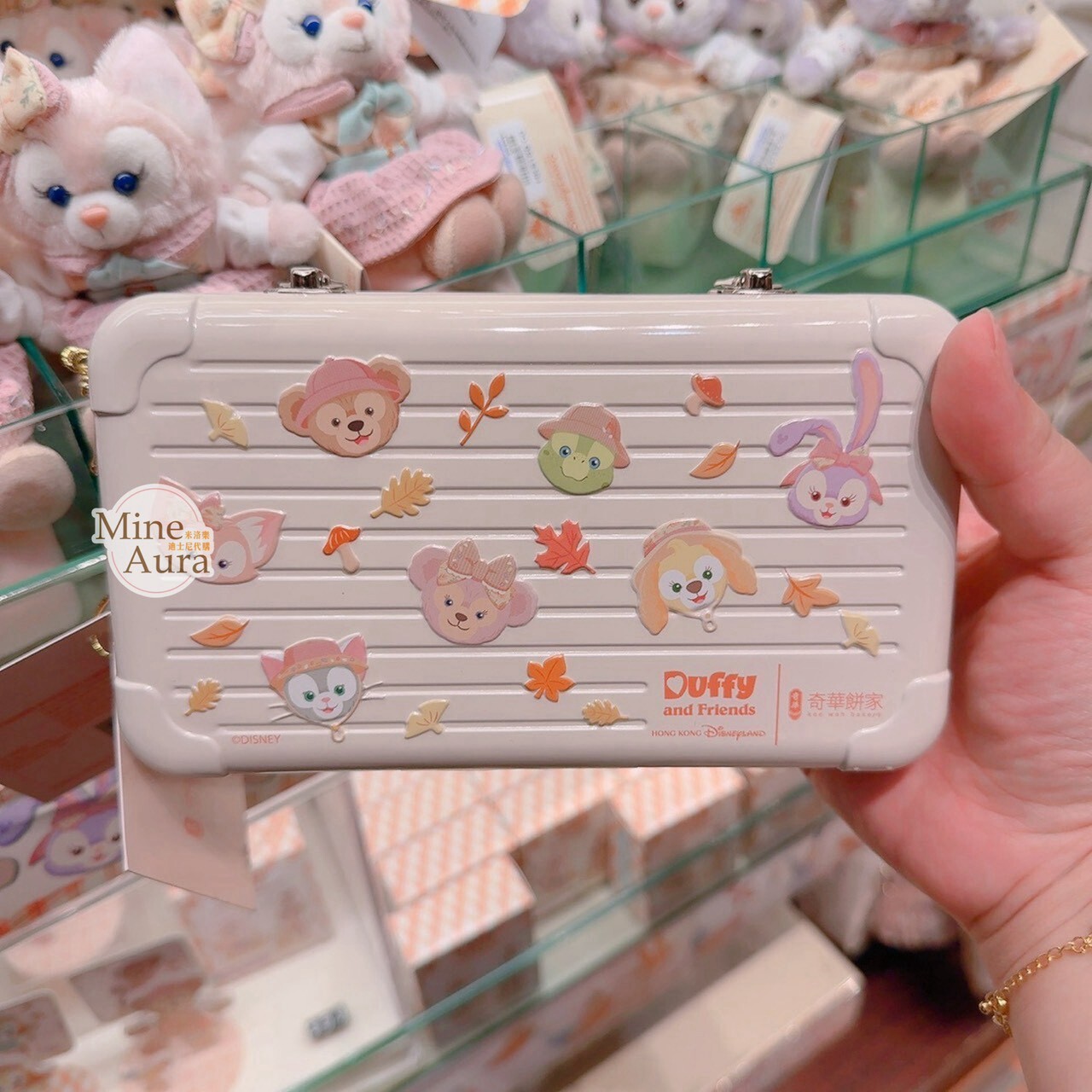 達菲 Duffy 與好友們 秋季探險家系列 圖案 行李箱 造型 餅乾 鐵盒 禮盒 -香港迪士尼樂園