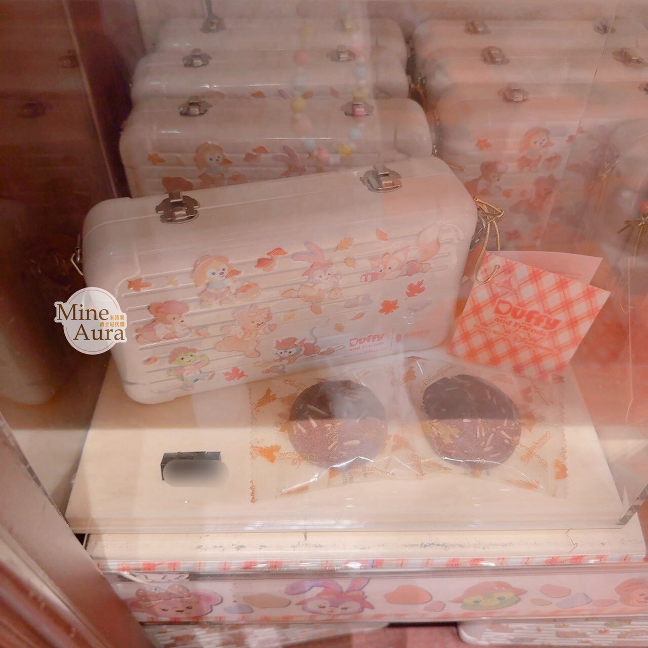 達菲 Duffy 與好友們 秋季探險家系列 圖案 行李箱 造型 餅乾 鐵盒 禮盒 -香港迪士尼樂園