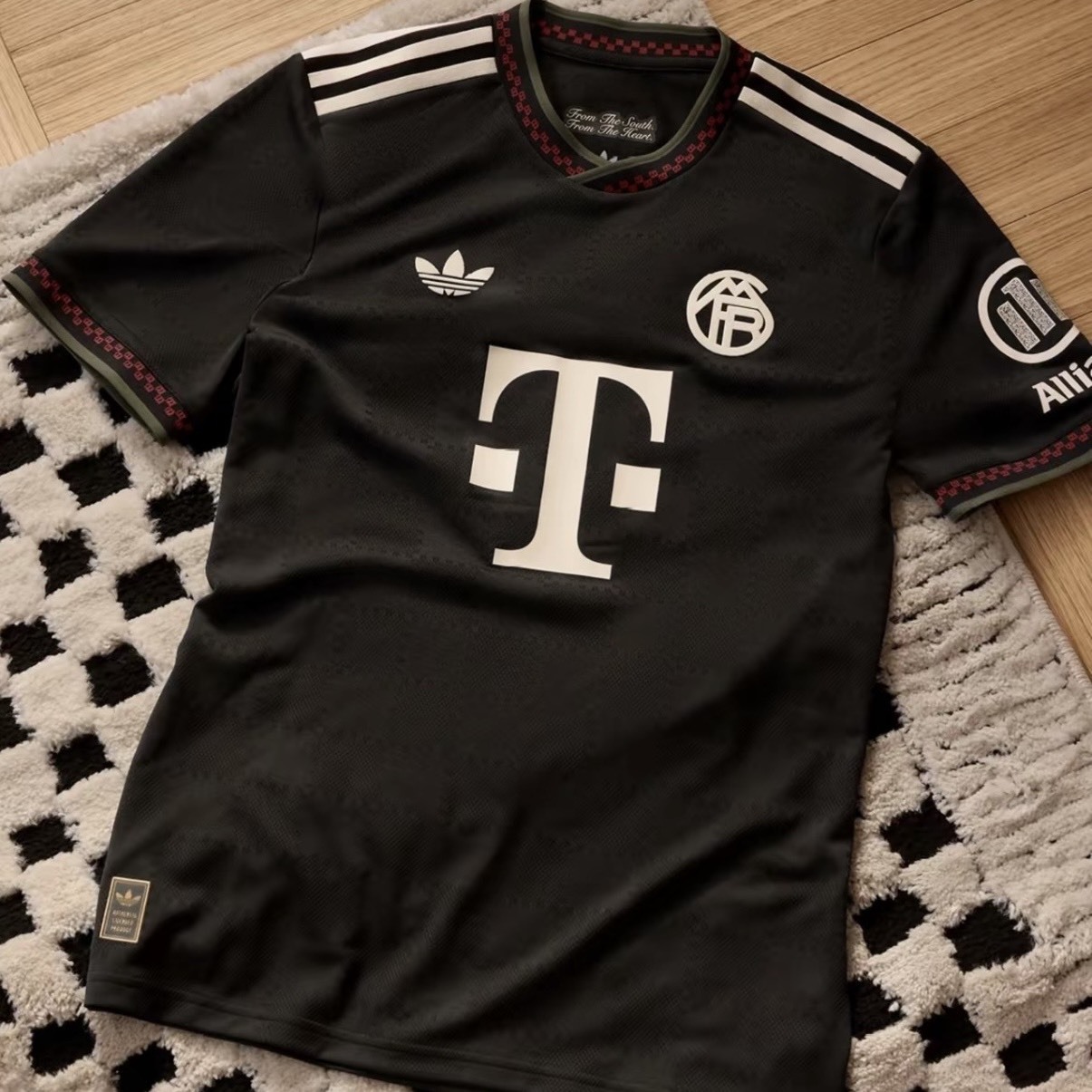 【代購】Adidas Free Shipping With AdiClub Fc Bayern 25/26 Third Authentic Jersey 球員版 KE6802 OLISE同款