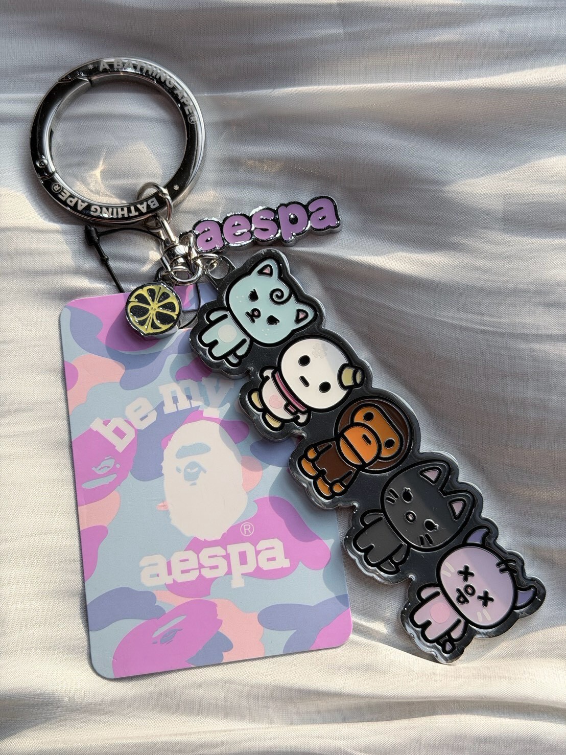 BAPE × aespa 超限量聯名 金屬吊飾 鑰匙圈