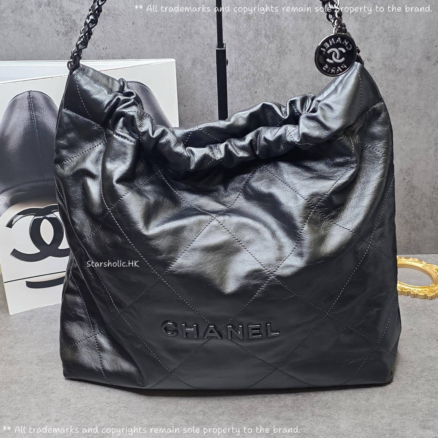 CHANEL 22 Bag Medium Size *So Black*