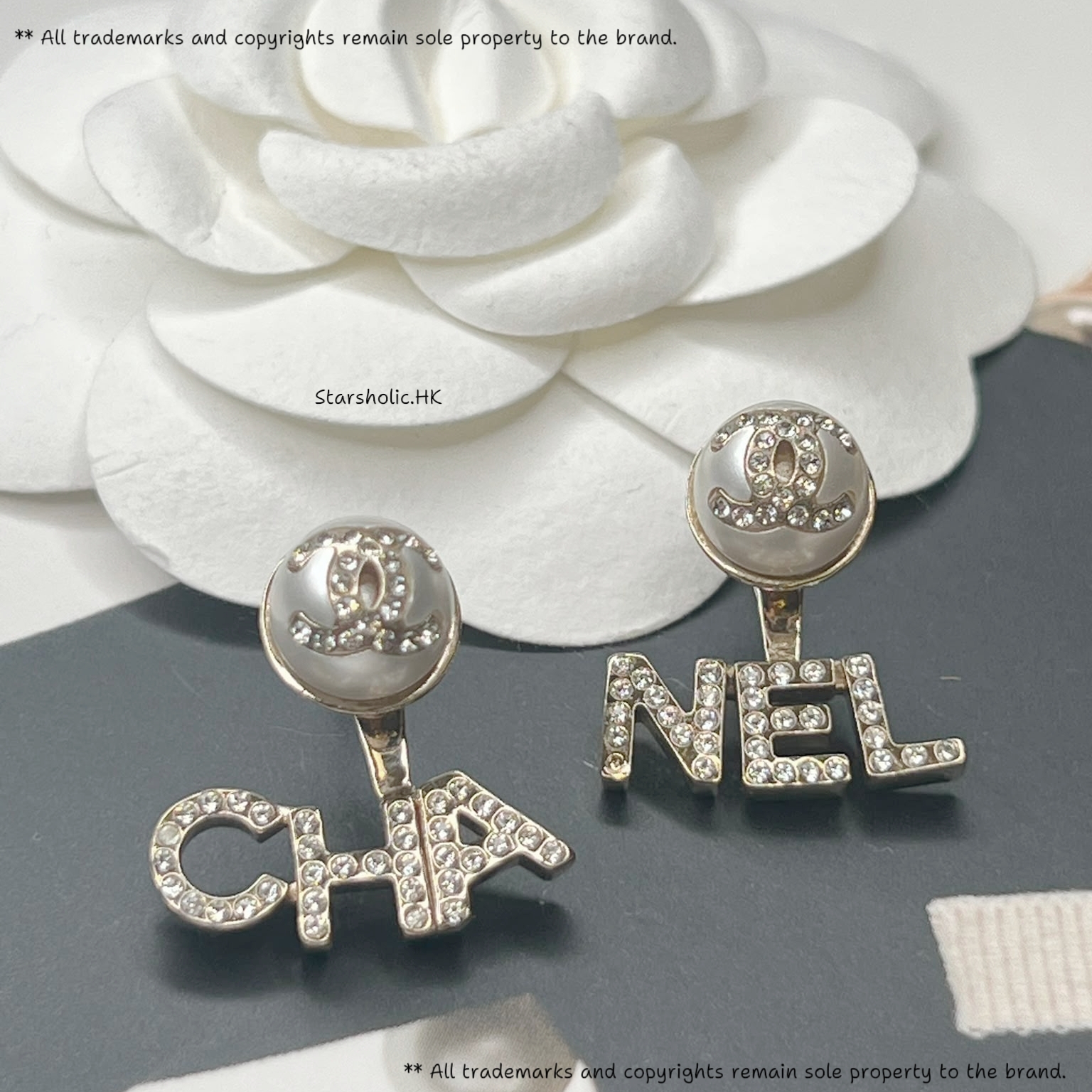 CHANEL 珍珠拼閃石文字兩用 Earrings