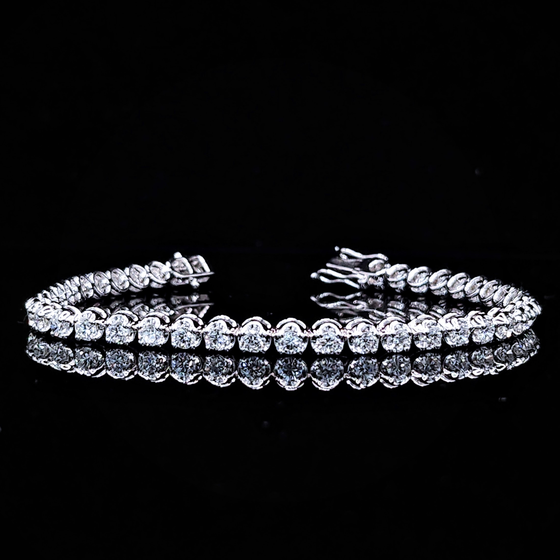 18K White Gold 3.43ct Diamond Bracelet