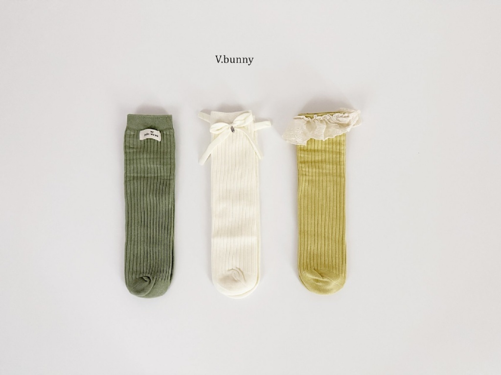正韓秋Vbunny 秋色系蕾絲襪襪(三入)