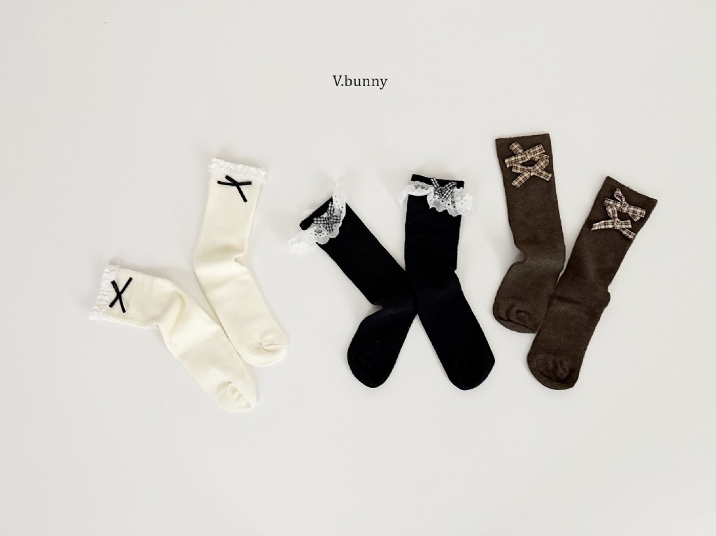正韓秋Vbunny 經典三色甜美蕾絲襪(三入)