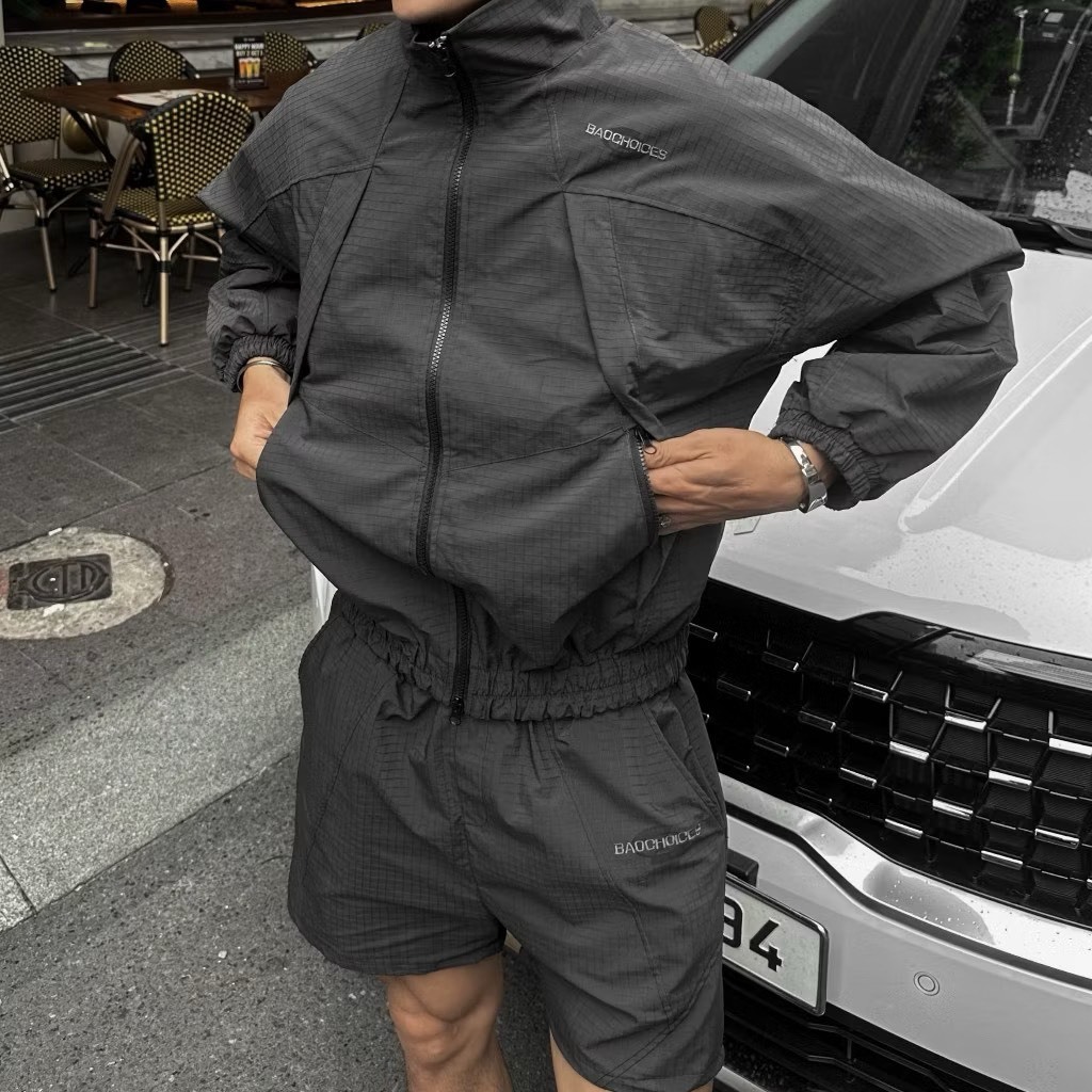（現貨）越南品牌 Badchoices boxy 短寬設計 立領 防風外套 Badchoices07