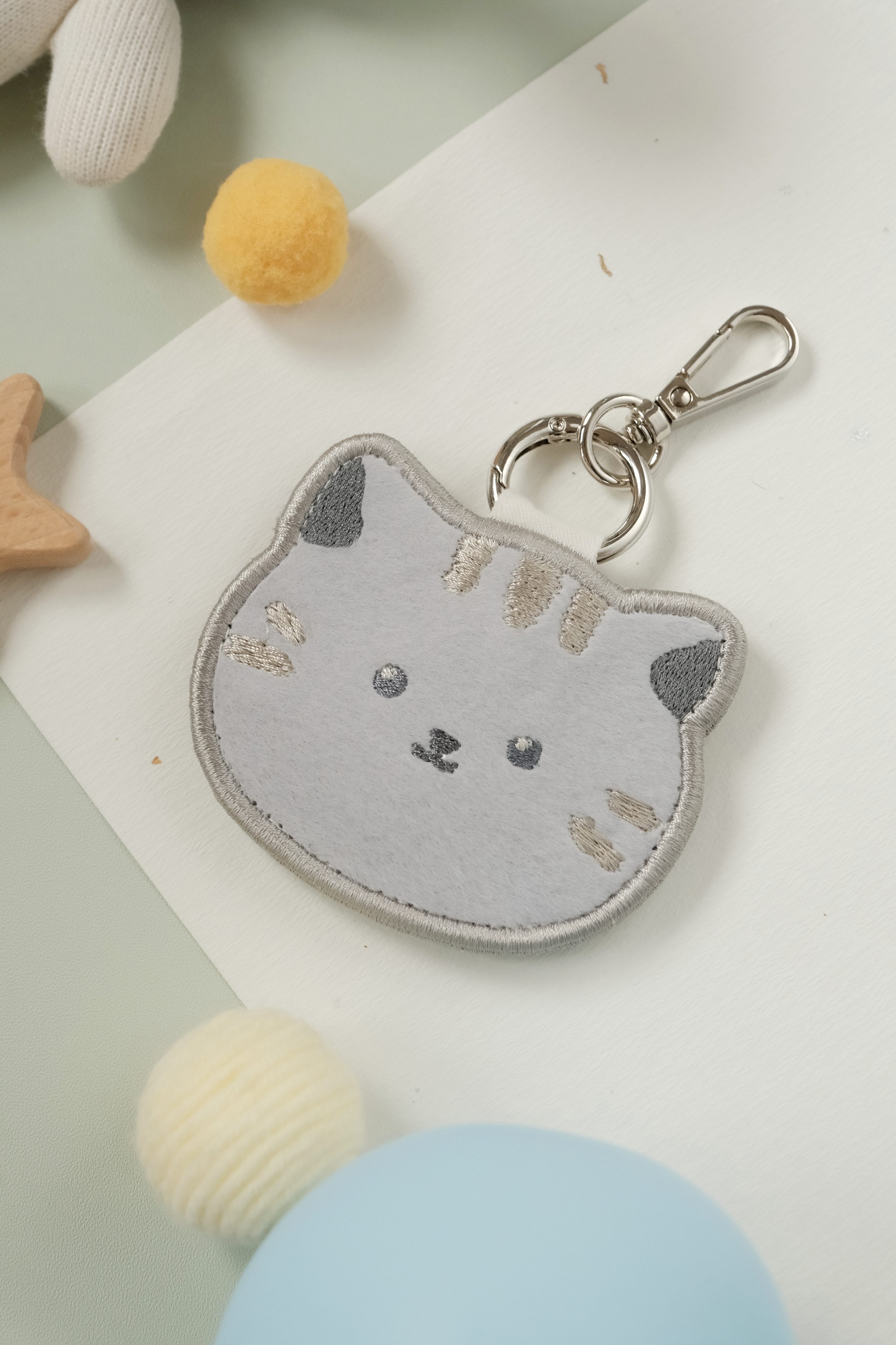 Hi Y.P store-刺繡鑰匙圈-獨家設計-灰貓
