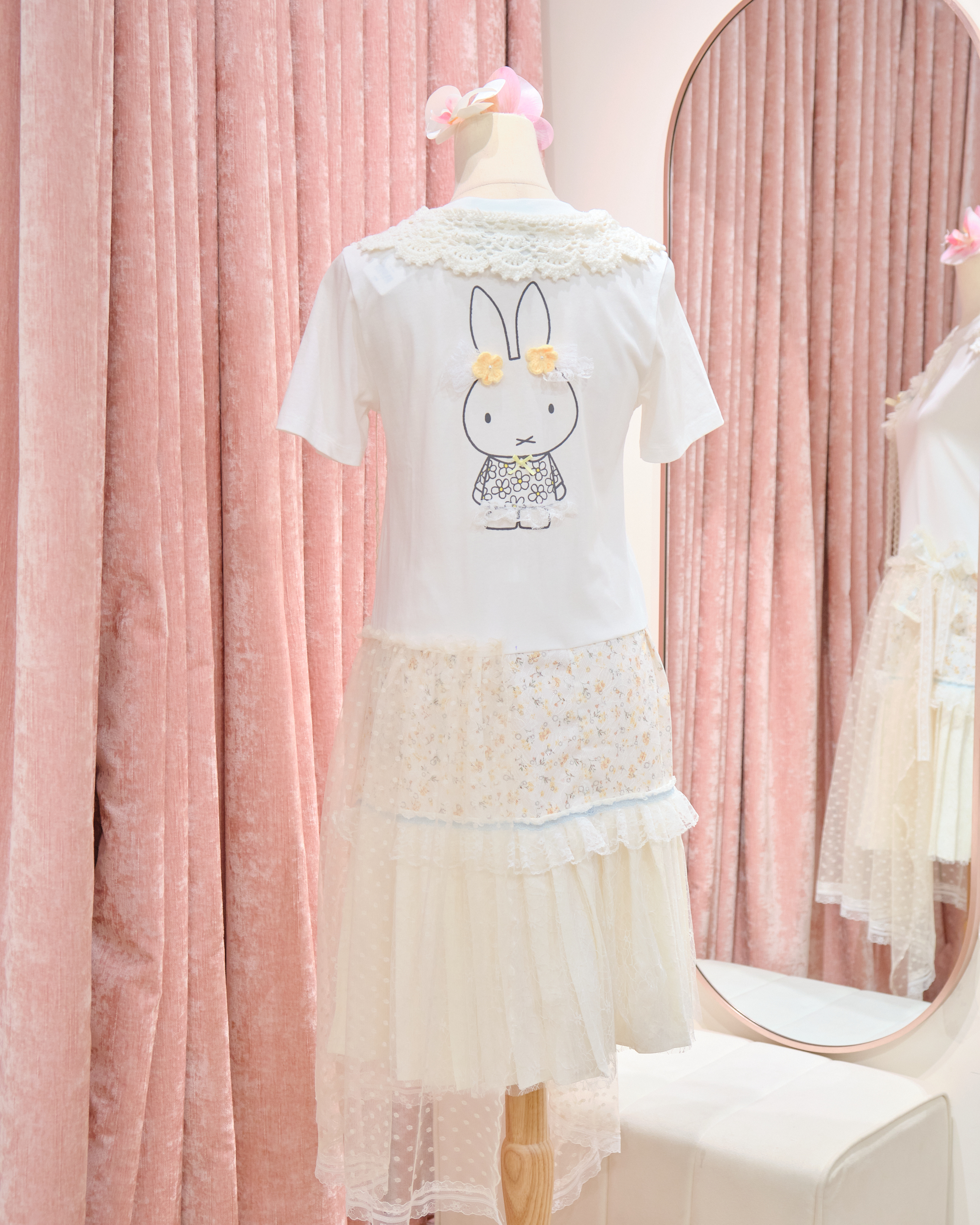 13939 Miffy Lace Bloom Collar Tee/Dress Cover