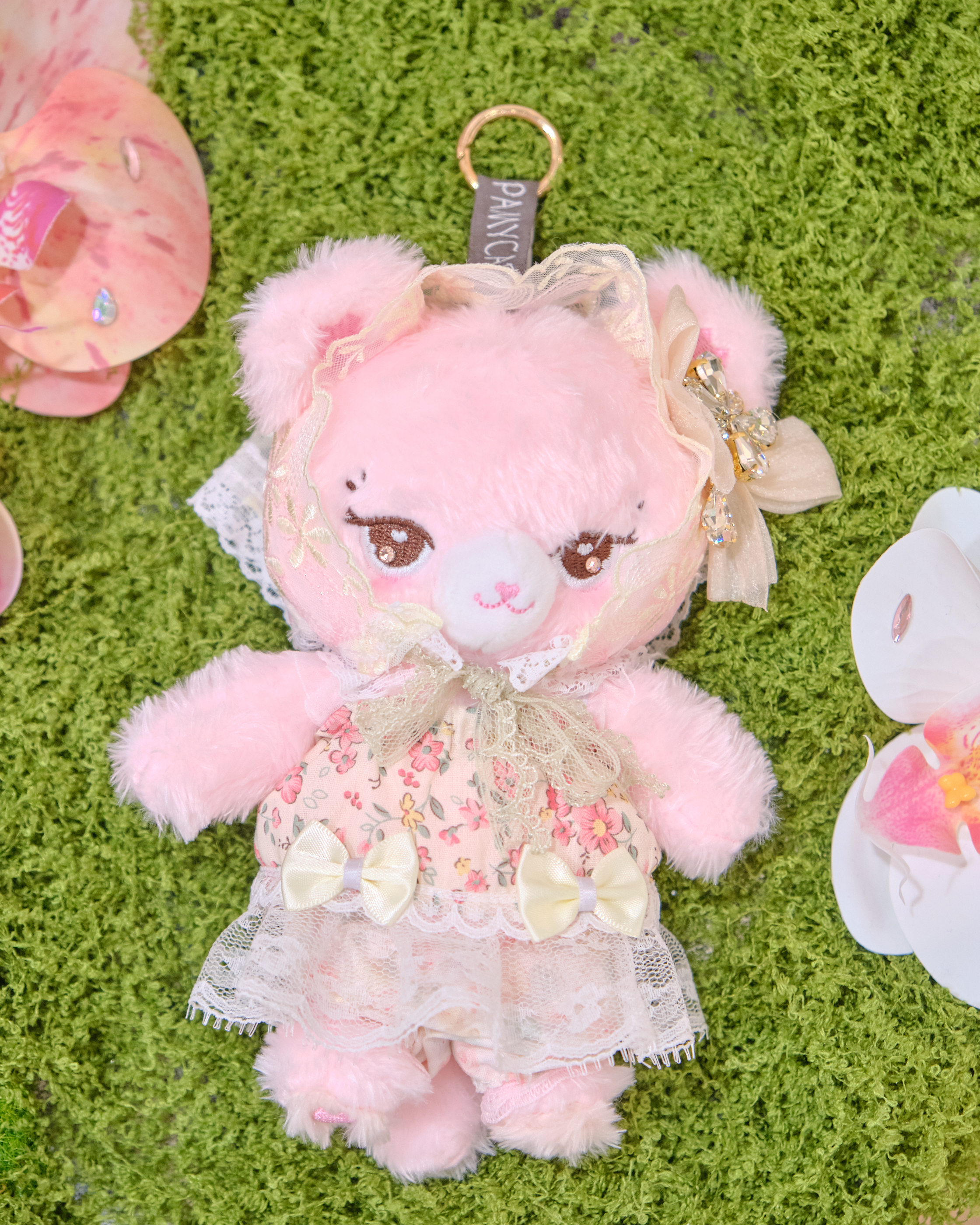 13935 SORA – Lace & Bloom