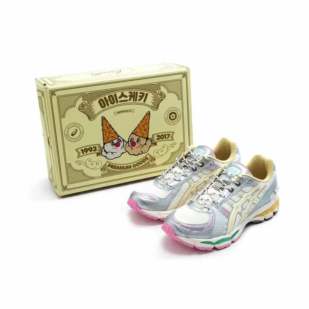現貨|ASICS GEL-Kayano 12.1 x VANDYTHEPINK - Antique White 1203B302-100