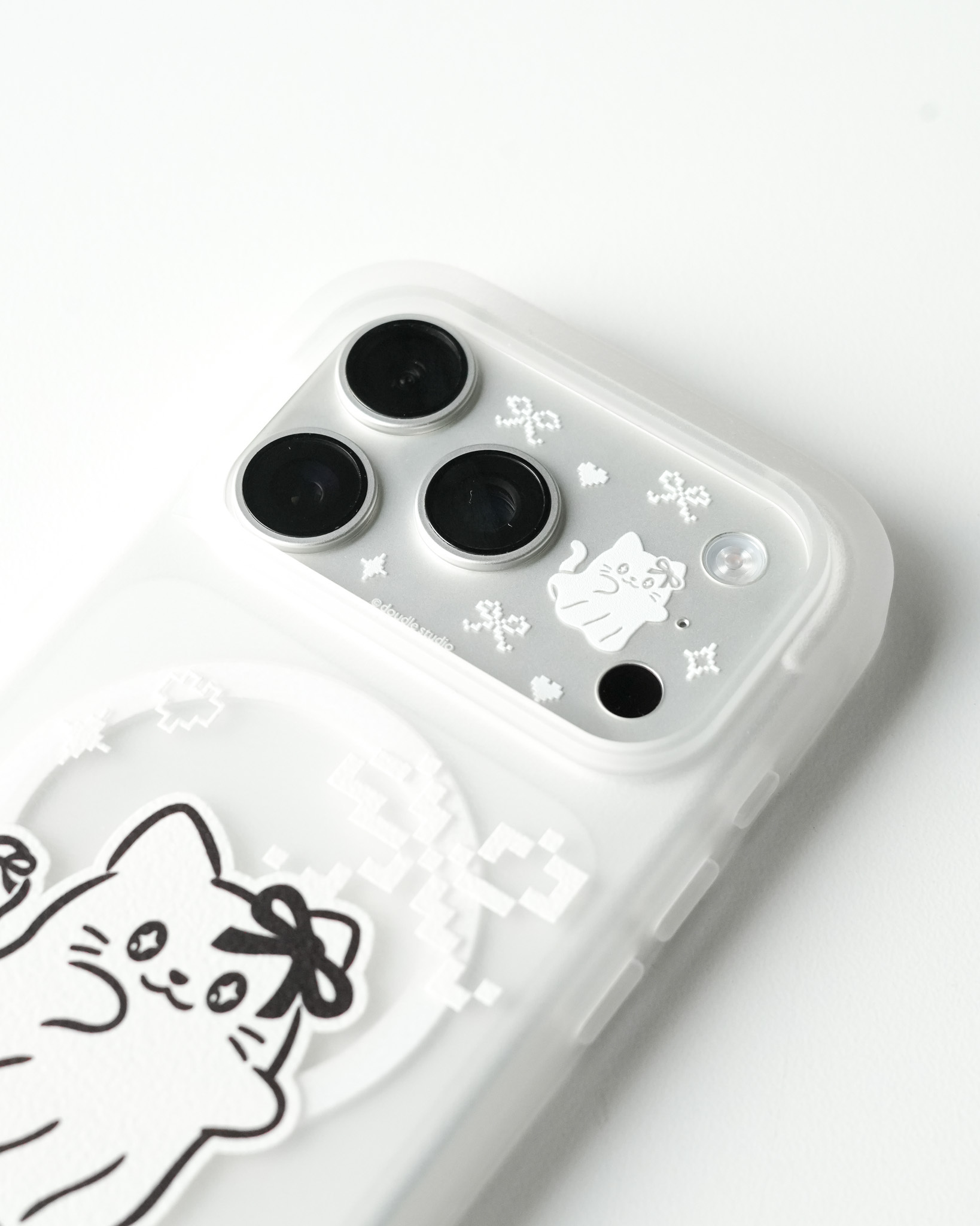 camera base sticker - dou dou and meow meow