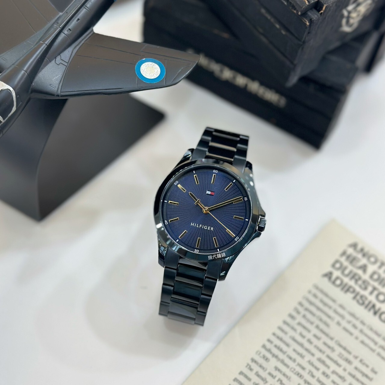 【Tommy Hilfiger】美式休閒靛藍色腕錶 1710742 43mm 現代鐘錶