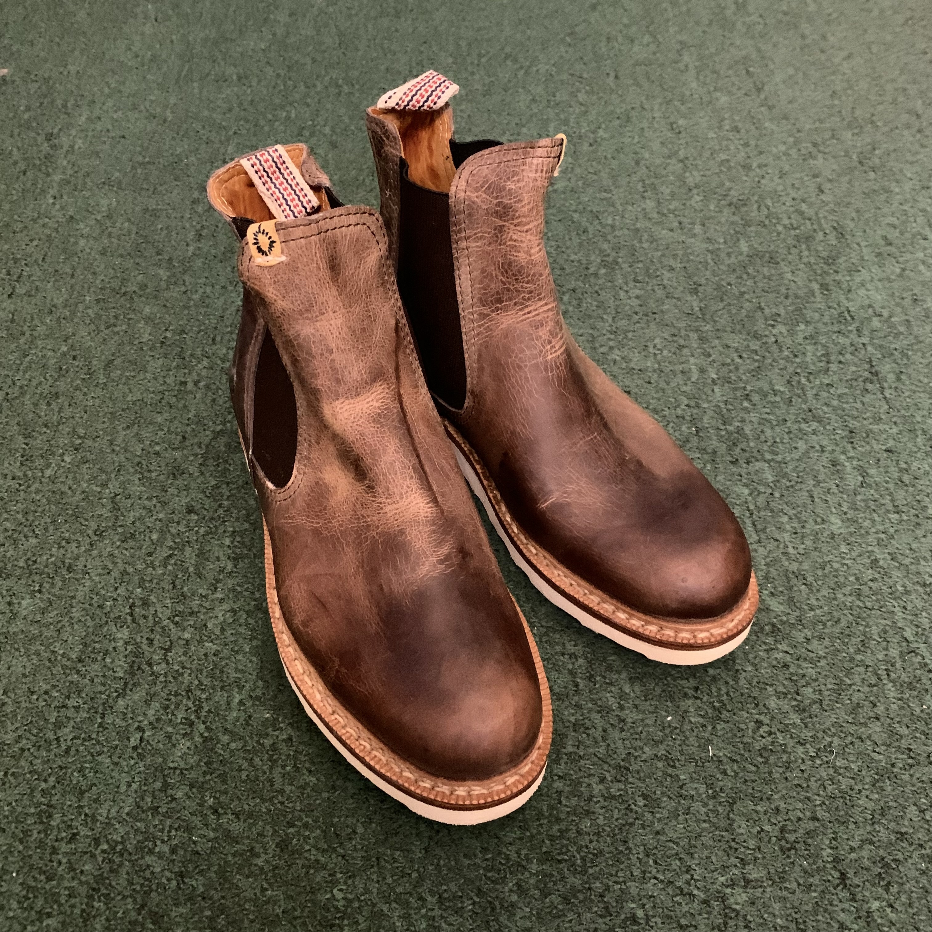 HB SHOP DISPLAY SALE: VISVIM GORNERGRAT MID-FOLK *NO SHOES BOX - DK.BROWN SIZE 8 IN STOCK NOW (現貨發售中)