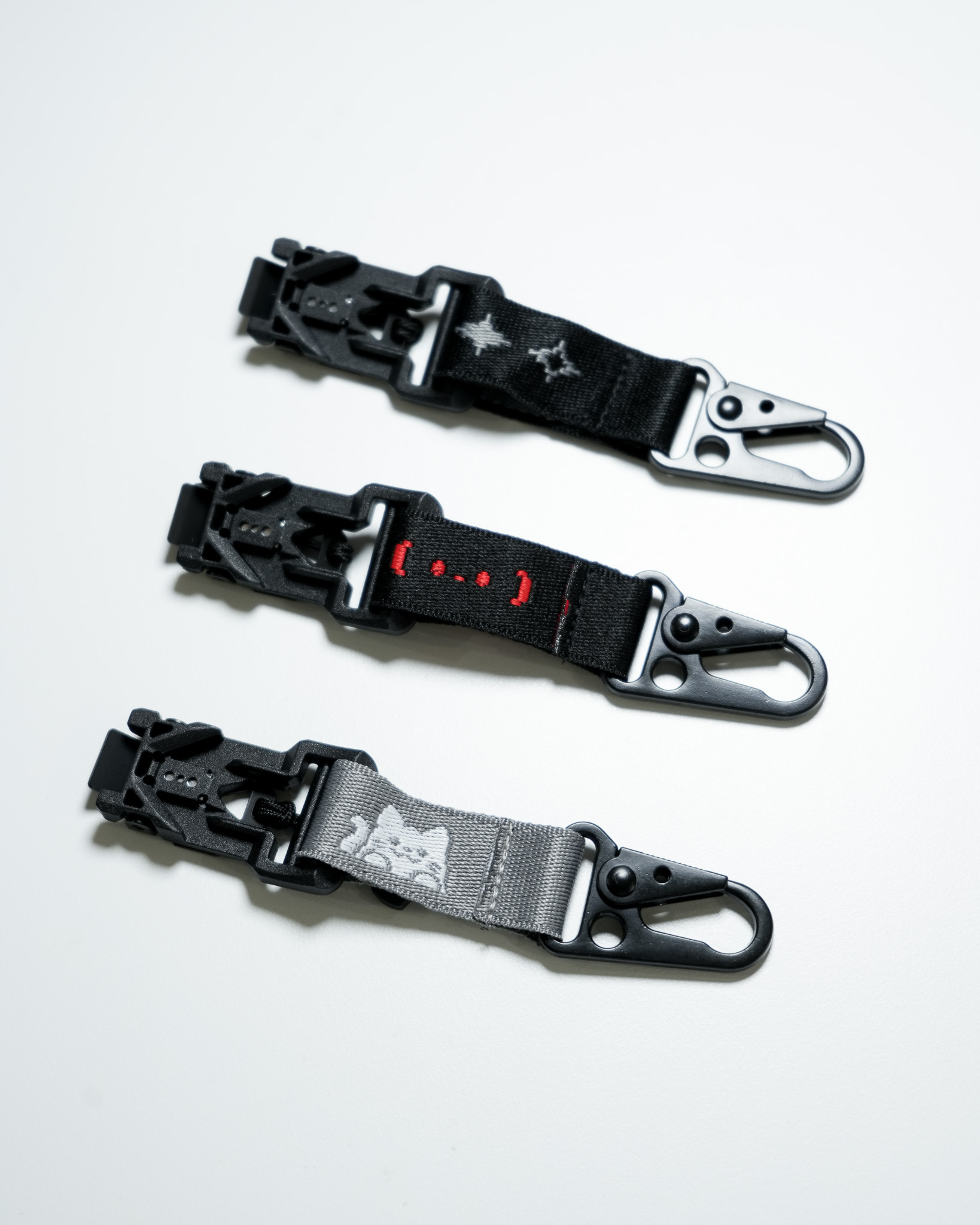 Magnetic lanyard