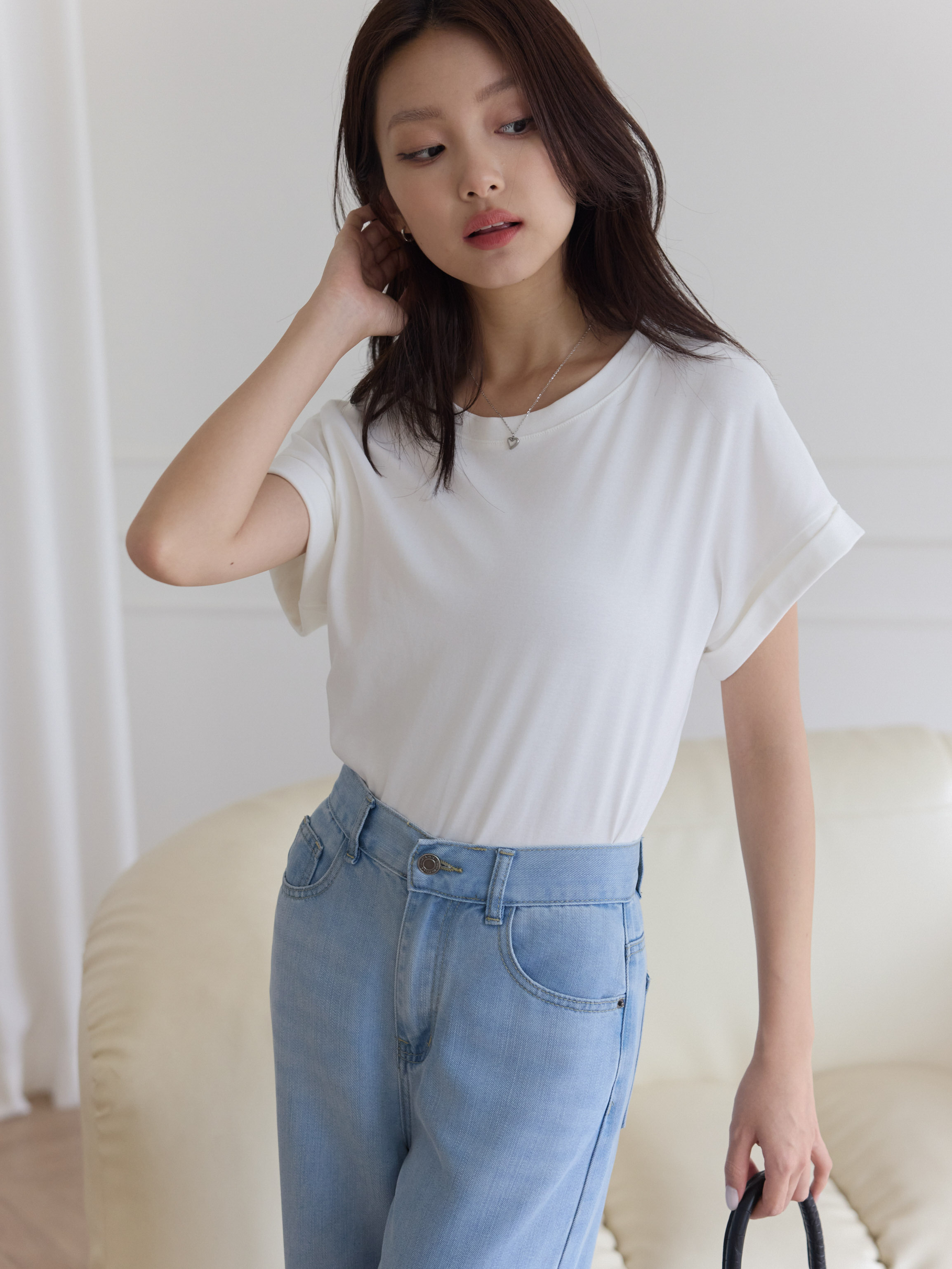 Rolled Sleeve Relaxed Fit Basic Tee