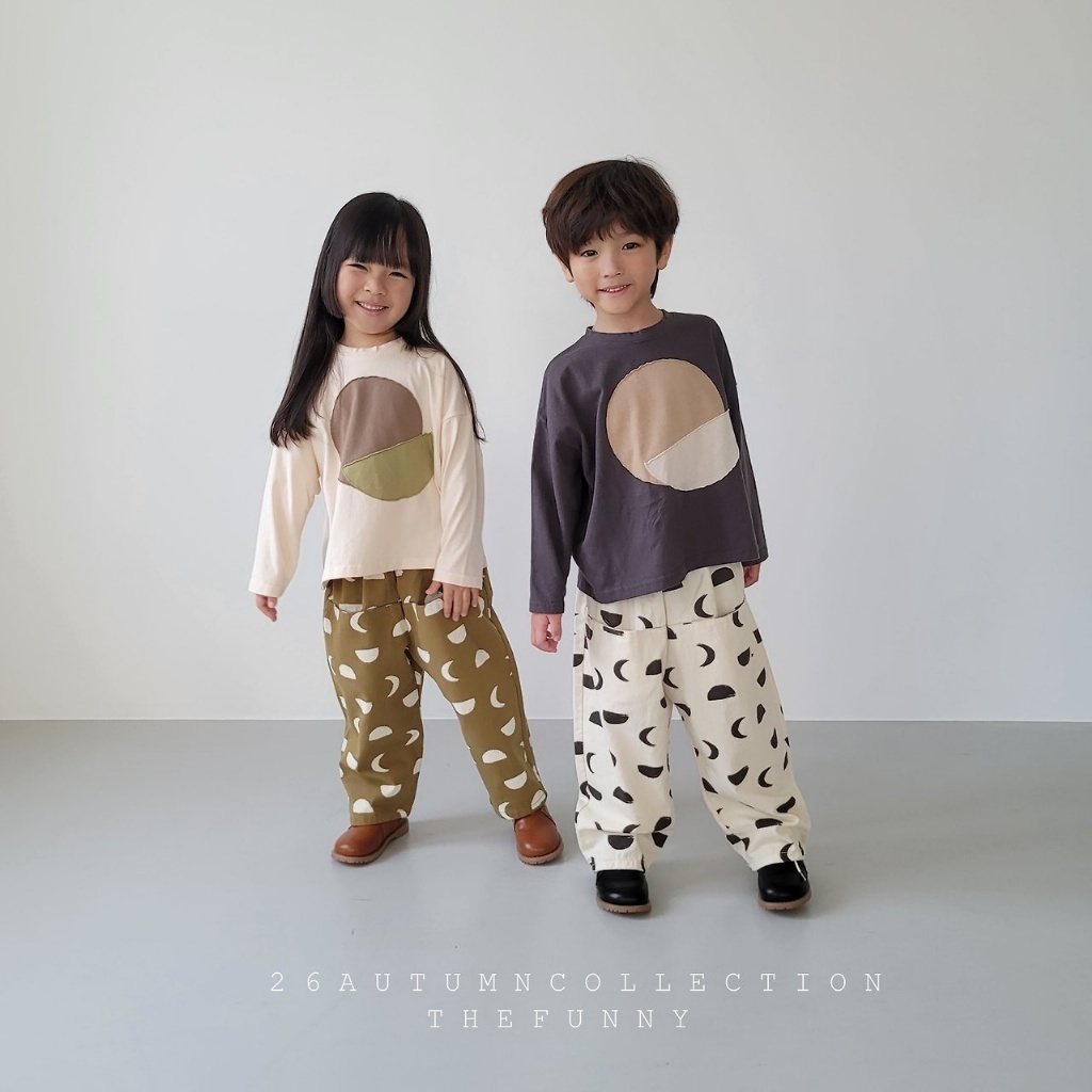 正韓秋thefunny 兩色幾何圖形上衣