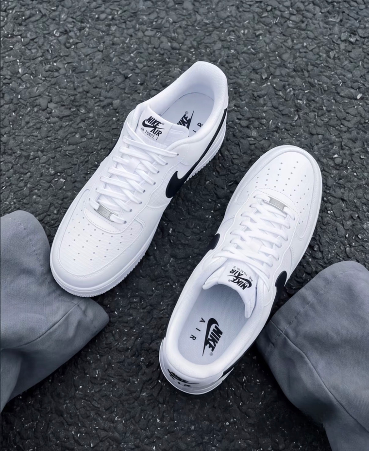 【預訂】NIKE AIR FORCE 1 07 LV8 白黑格紋 -MEN