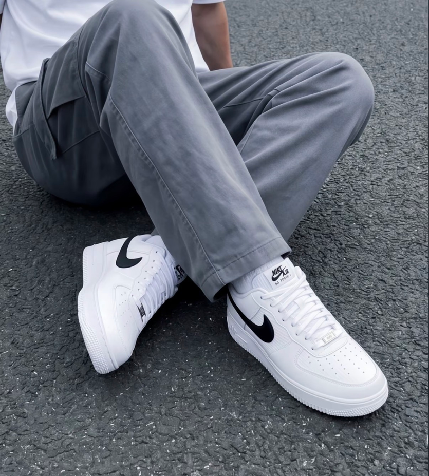 【預訂】NIKE AIR FORCE 1 07 LV8 白黑格紋 -MEN