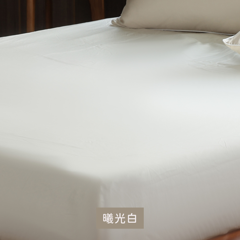曦光白 色卡