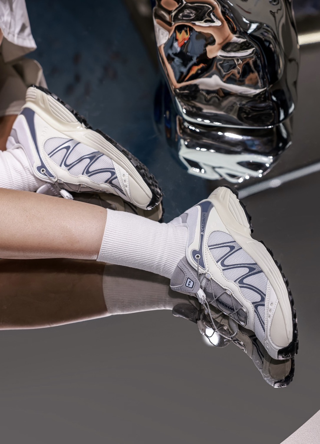 <  Jisoo同款 > SALOMON XT-WHISPER "VANILLA ICE WHITE GRISAILLE" 奶油灰 米灰 快速鞋帶 運動鞋 跑步鞋