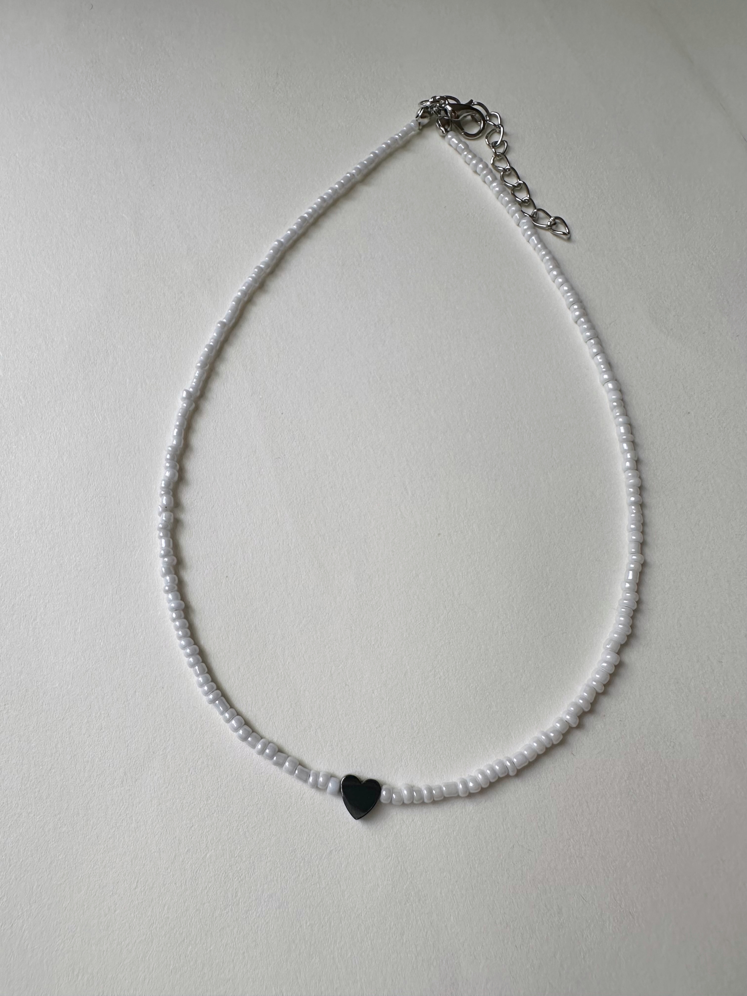 SS white beads choker necklace