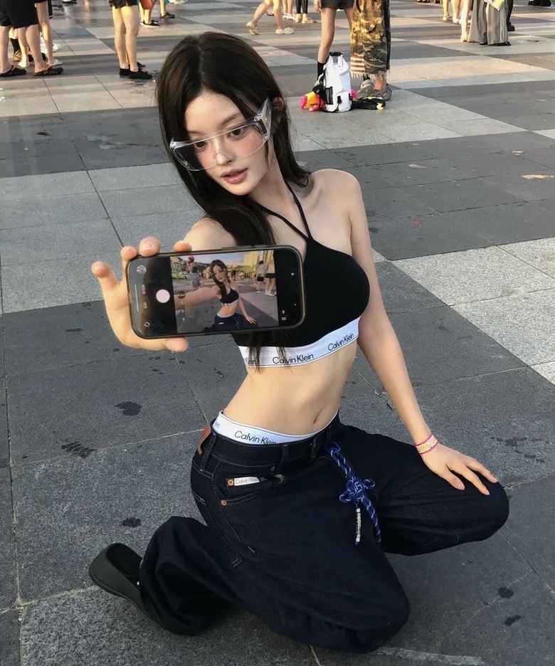 CK Calvin Klein Icon 棉質莫代爾 掛脖 吊帶胸罩 內衣 黑 灰 有內襯 / 預購