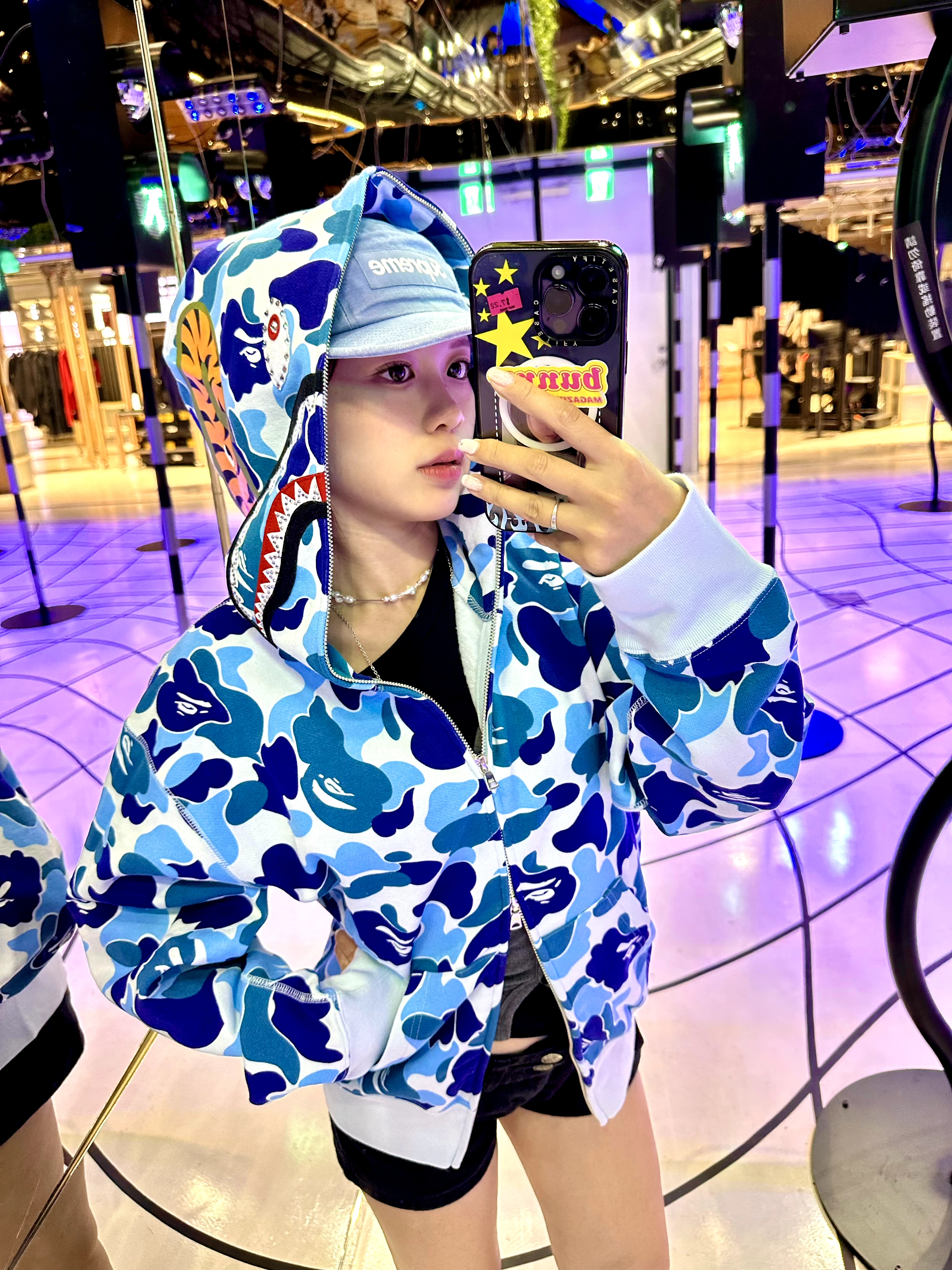 ☆ETW☆【EASY TO WEAR】BAPE ABC CAMO CRYSTAL STONE SHARK FULL ZIP HOODIE 迷彩 水鑽 鯊魚 外套 女版