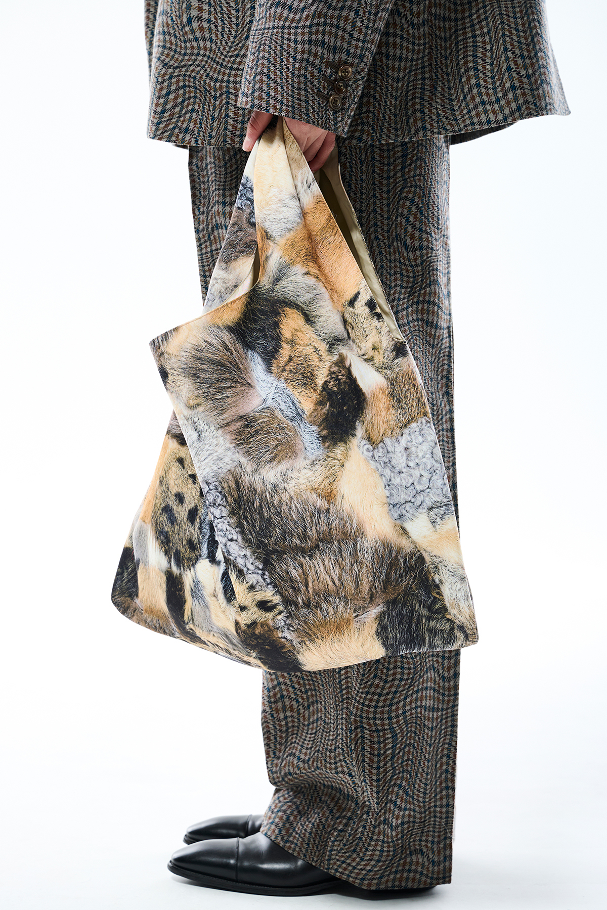 TOLQ PRINTED SHOPPING BAG (2COL)