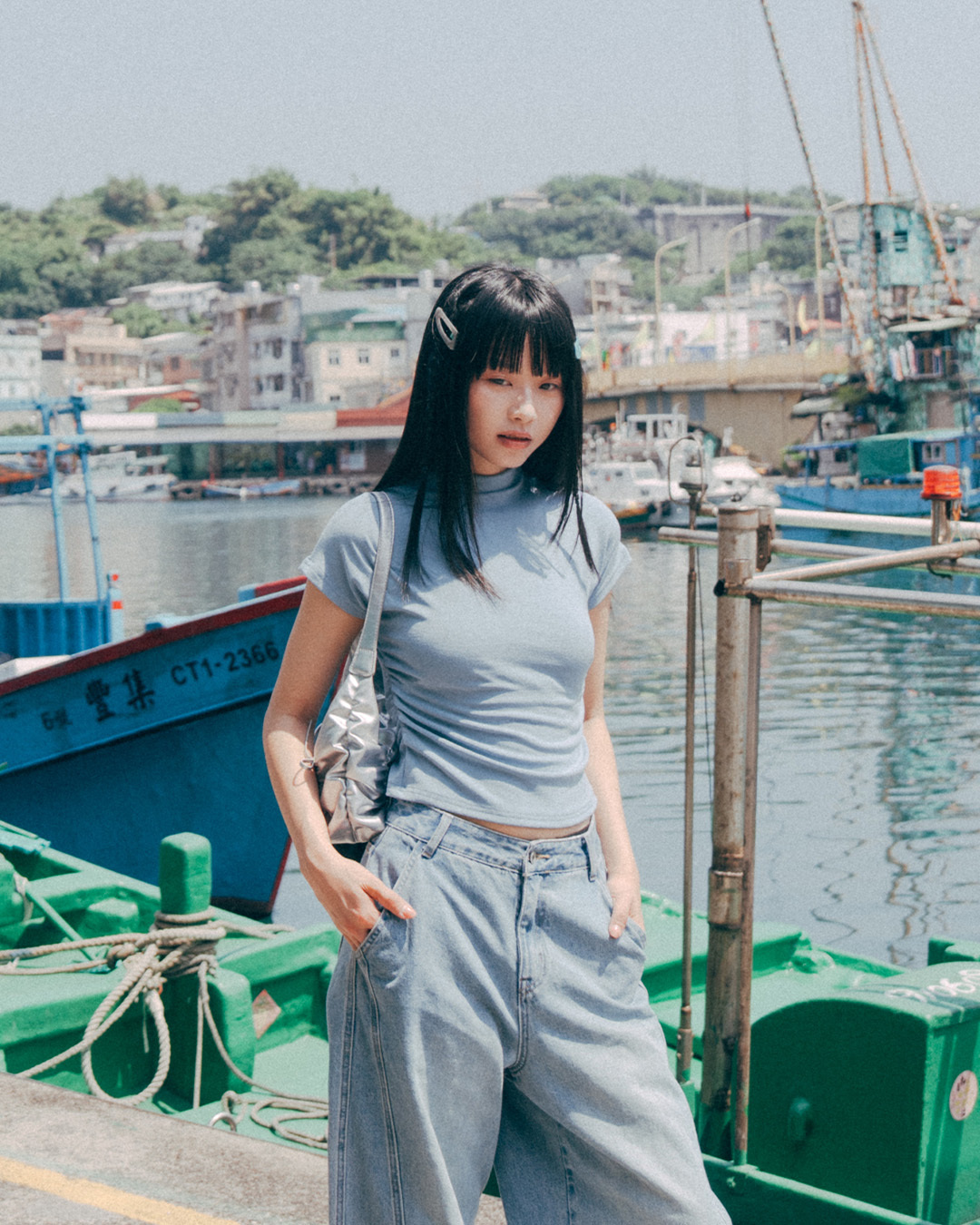 Micro-brushed, side-relief stretch turtleneck top - blue【01099935】in stock+pre-order