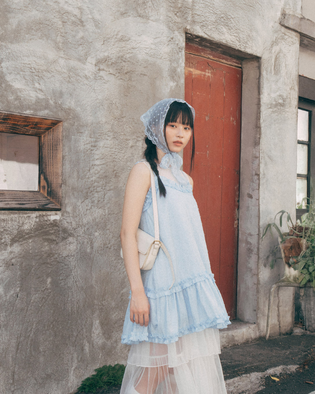 Glossy jacquard ruffled short dress, available in three colors【01087339】in stock+pre-order