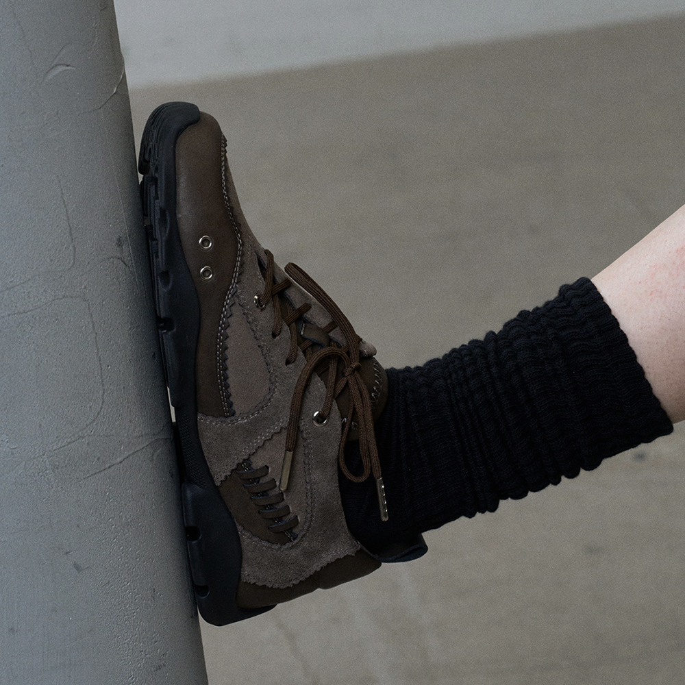 KHIHO OBLIQUE PANEL SNEAKERS