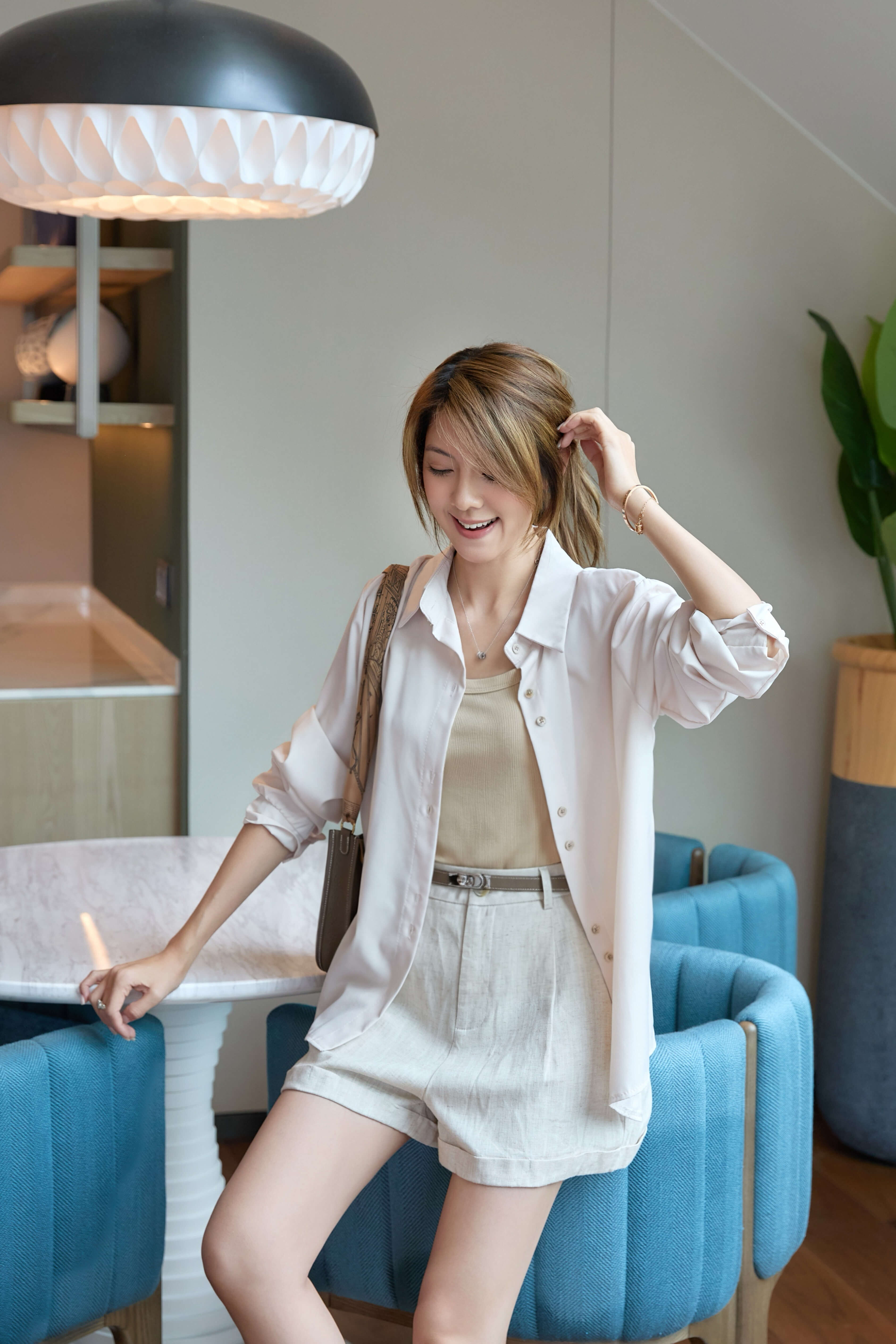 Relaxed Fit Lightweight Shirt_SH268L31