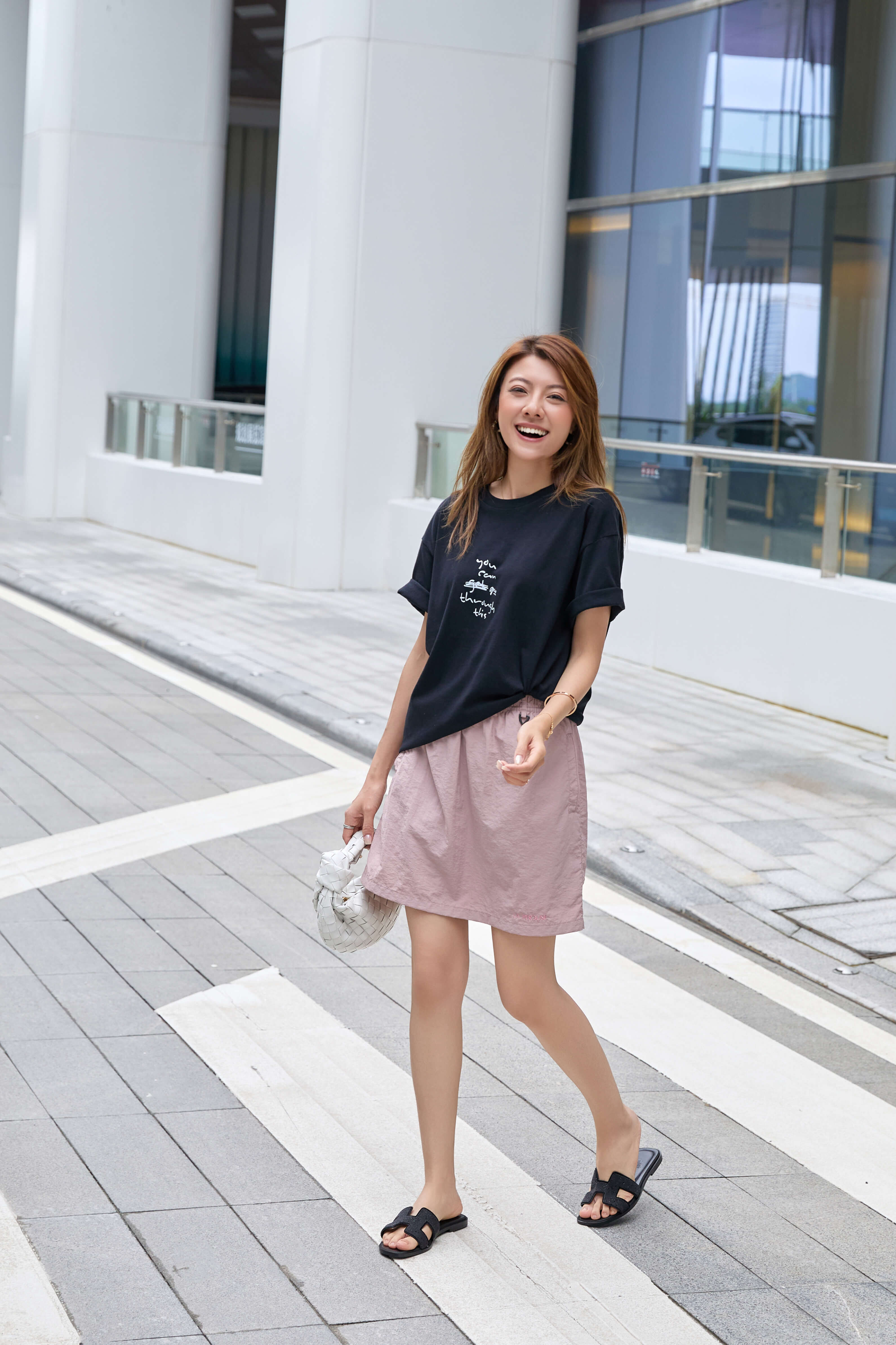 Graphic Words Loose-Fit Tee_TP268L10