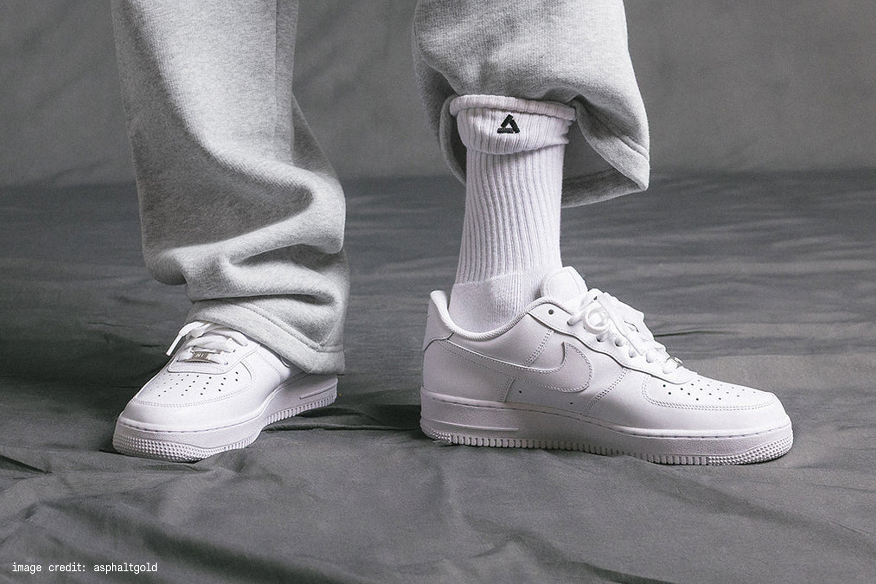 Nike Air Force 1 '07 全白皮革款男款穿搭實穿照