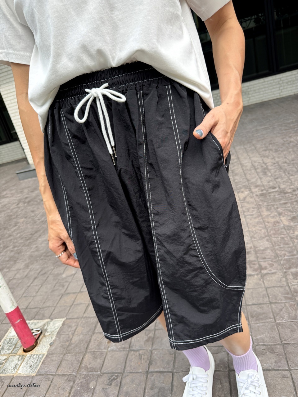 正韓寬鬆車線綁帶氣球短褲 (黑)